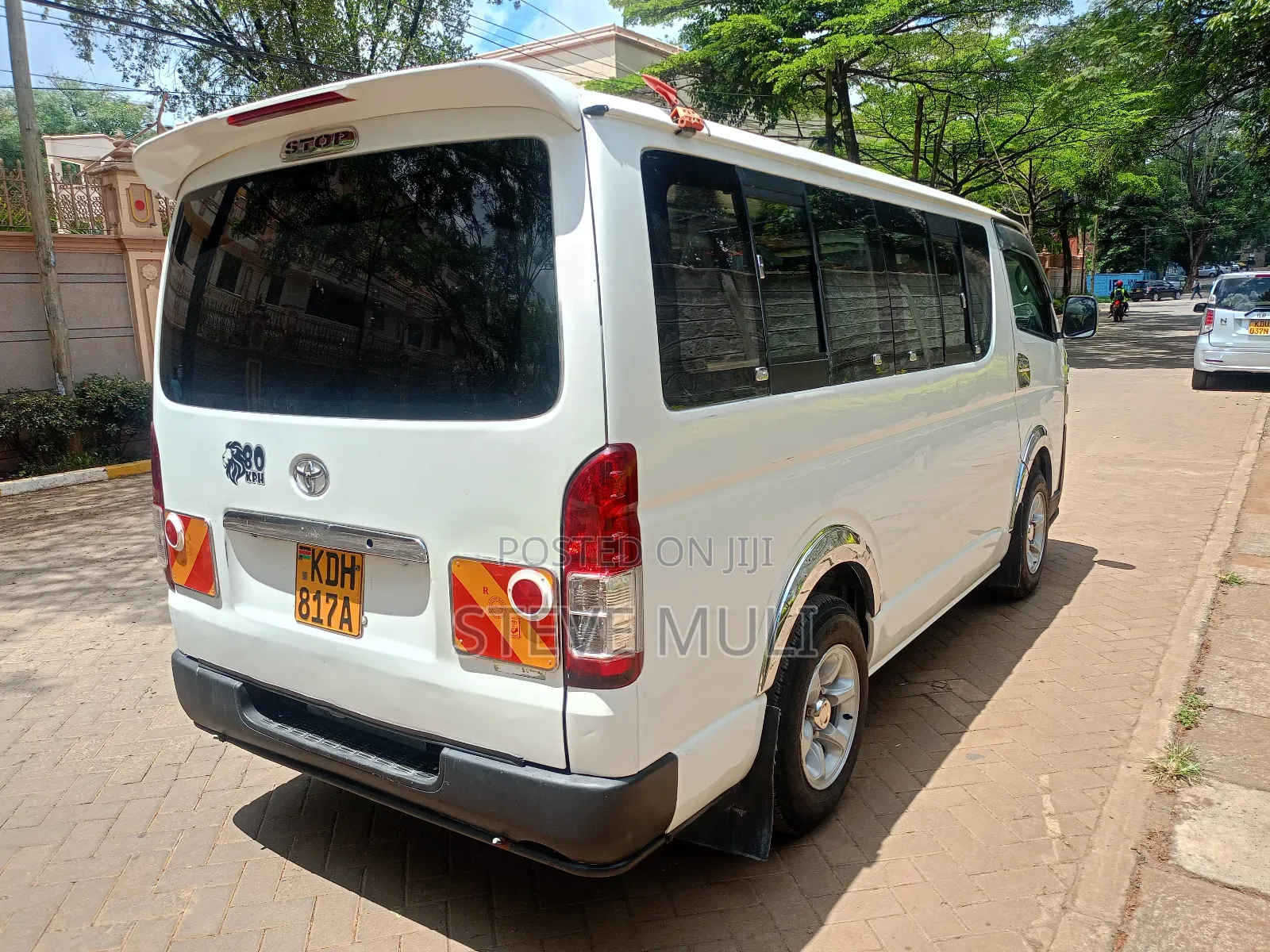 Toyota HiAce 2014 White