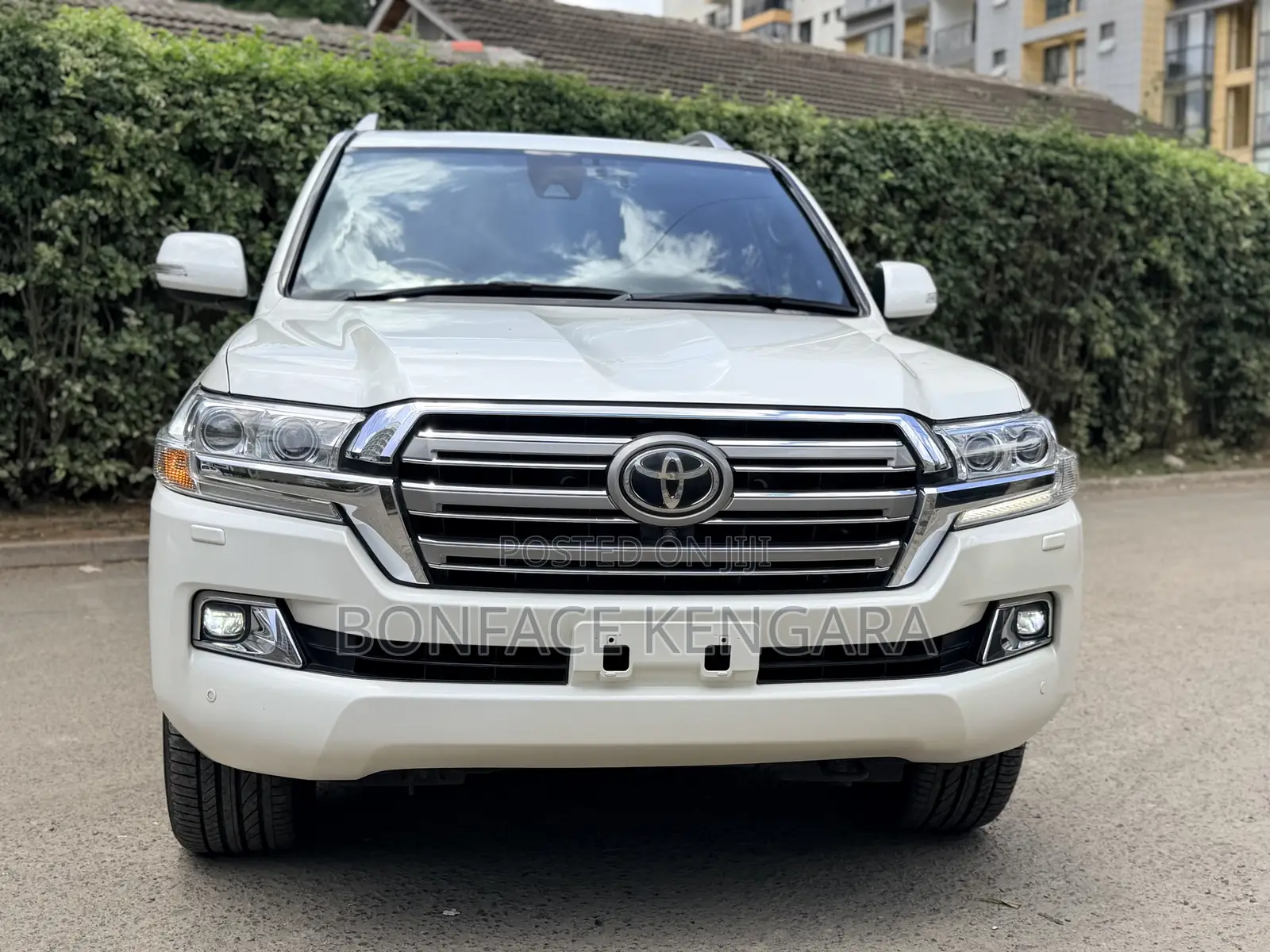 Toyota Land Cruiser 4.6 V8 ZX 2016 White