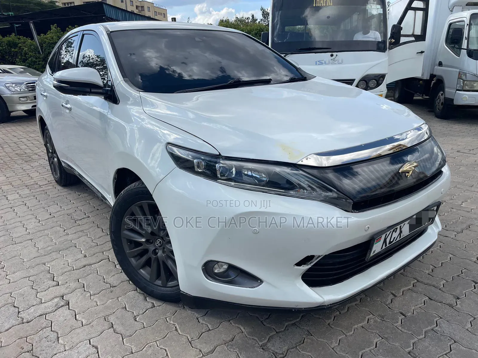 Toyota Harrier 2.0 2014 White