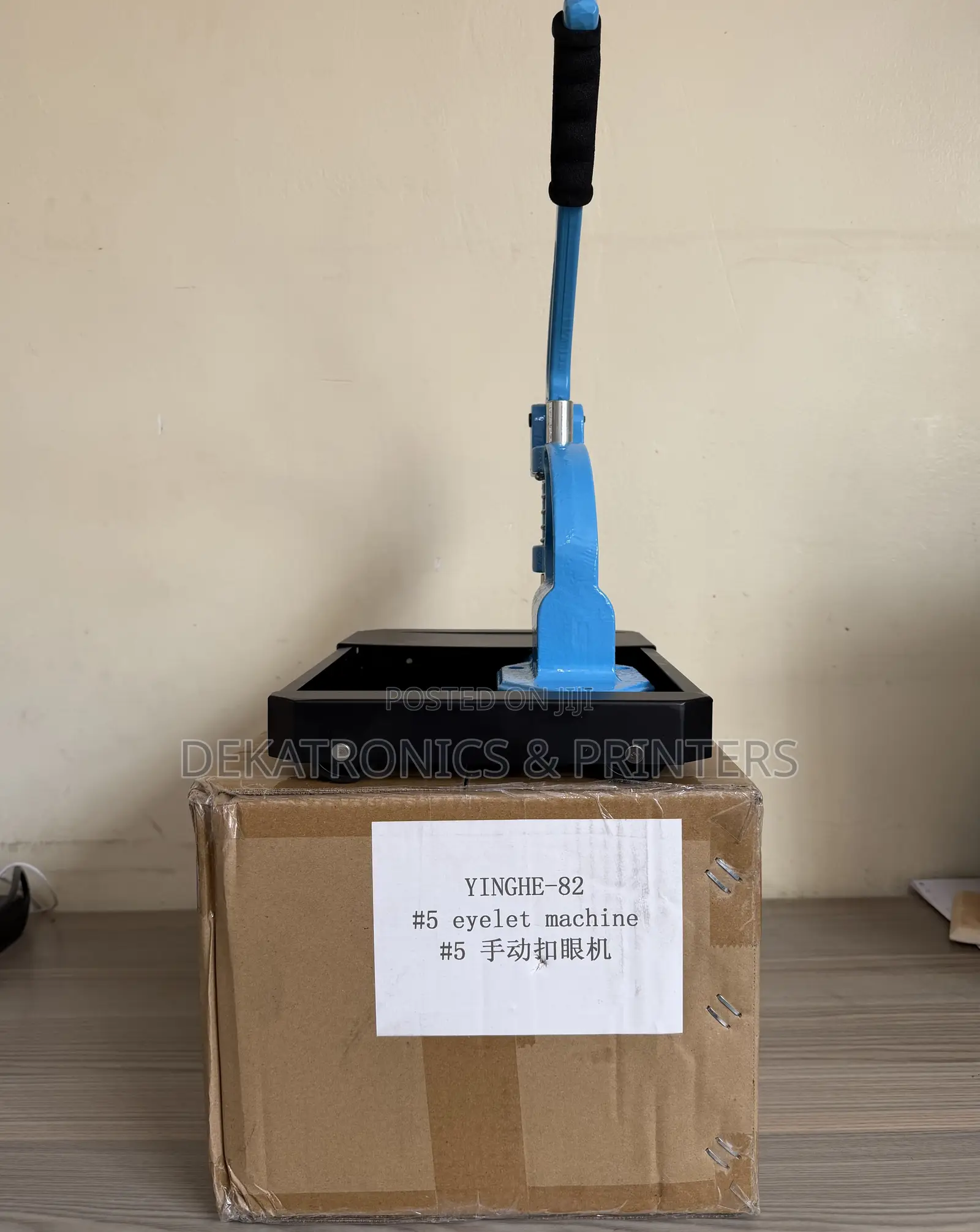Heavy Duty Eyelet Machine