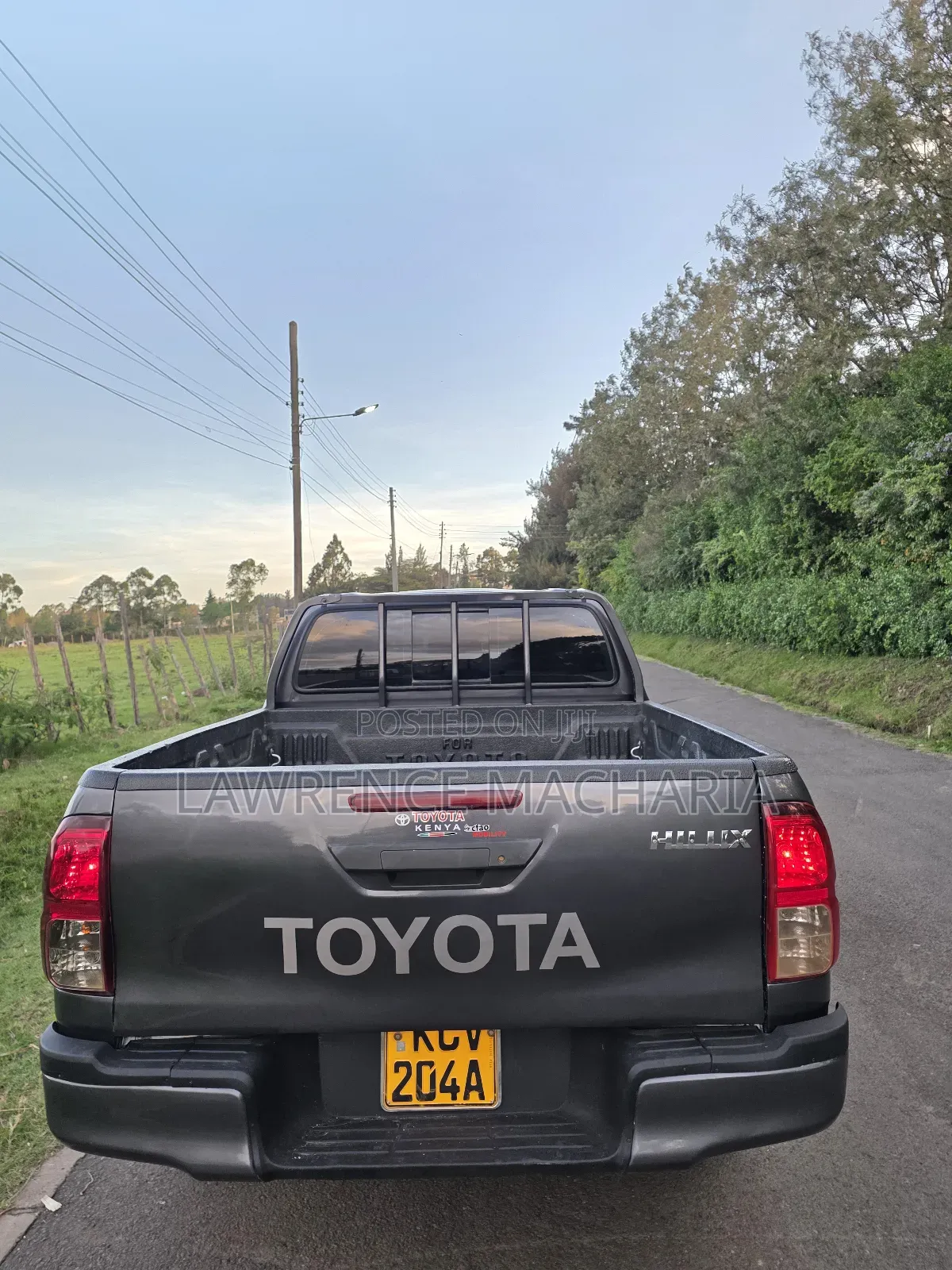 Toyota Hilux 2019 Gray