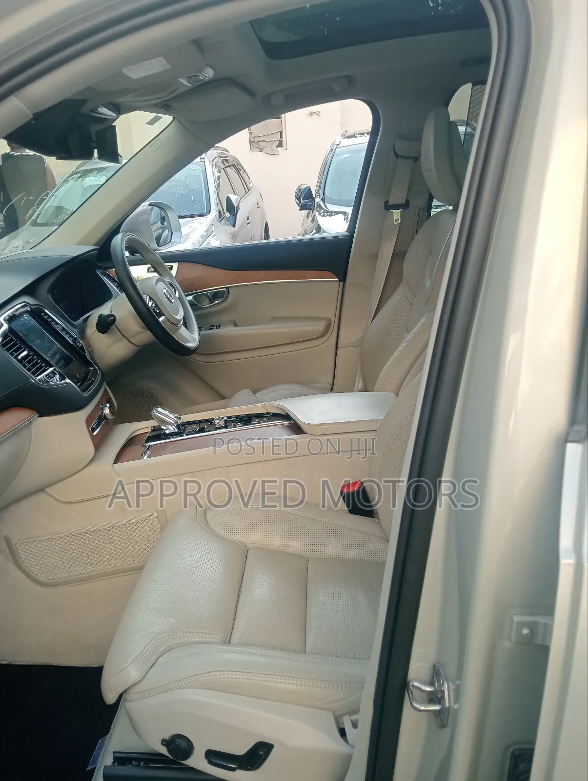 Volvo XC90 2020 White