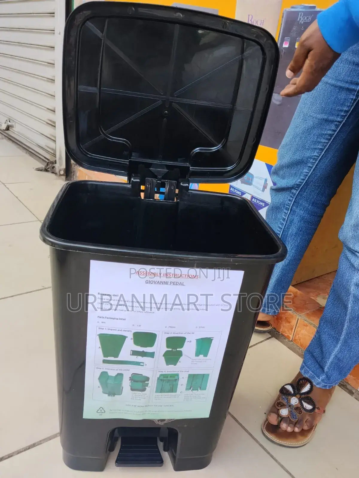 Swing Bin, Dustbin 30 Litres, Pedal Bin