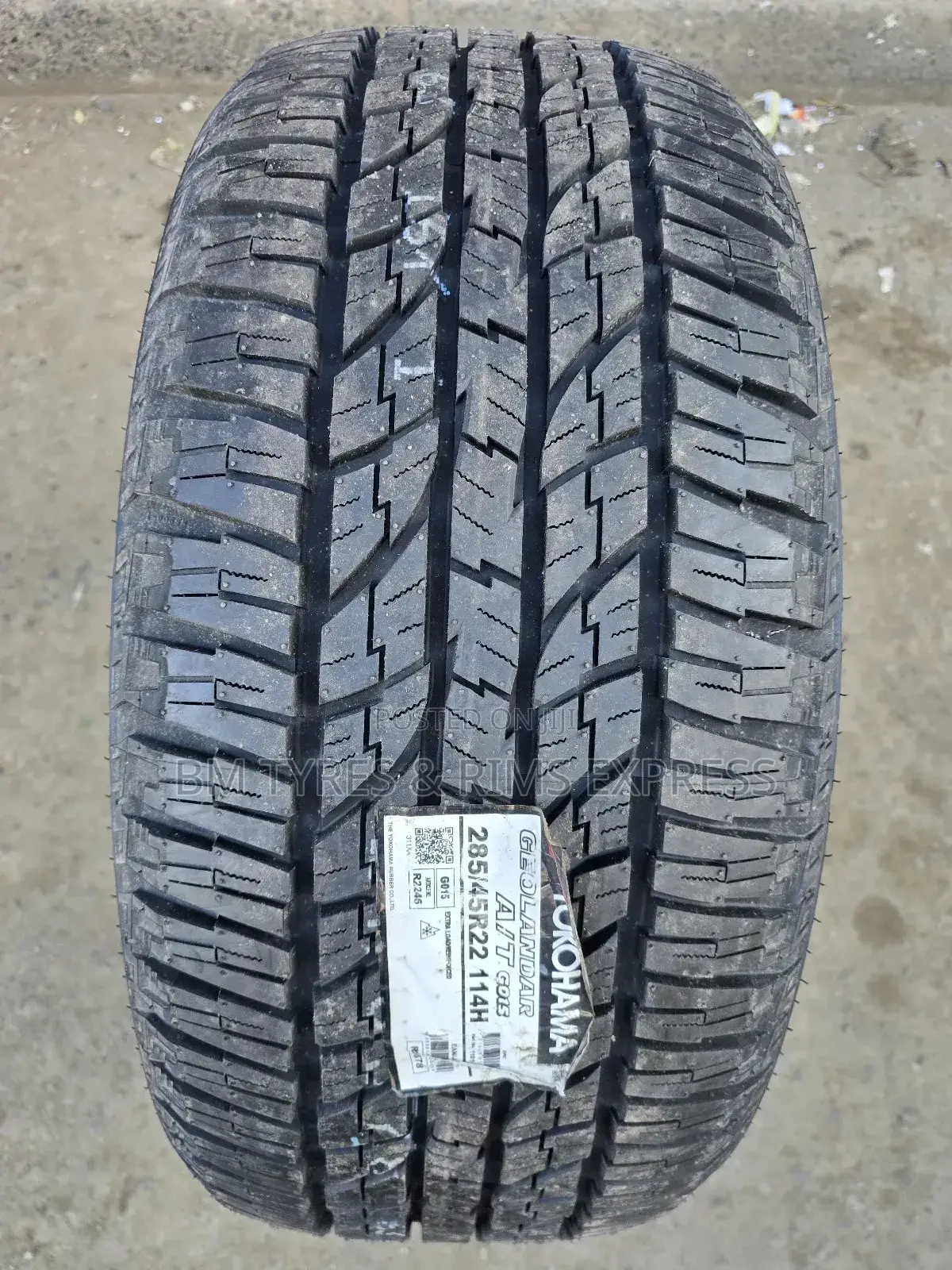 285 /45 R22 Yokohama Tyres (All Terrein) Thailand