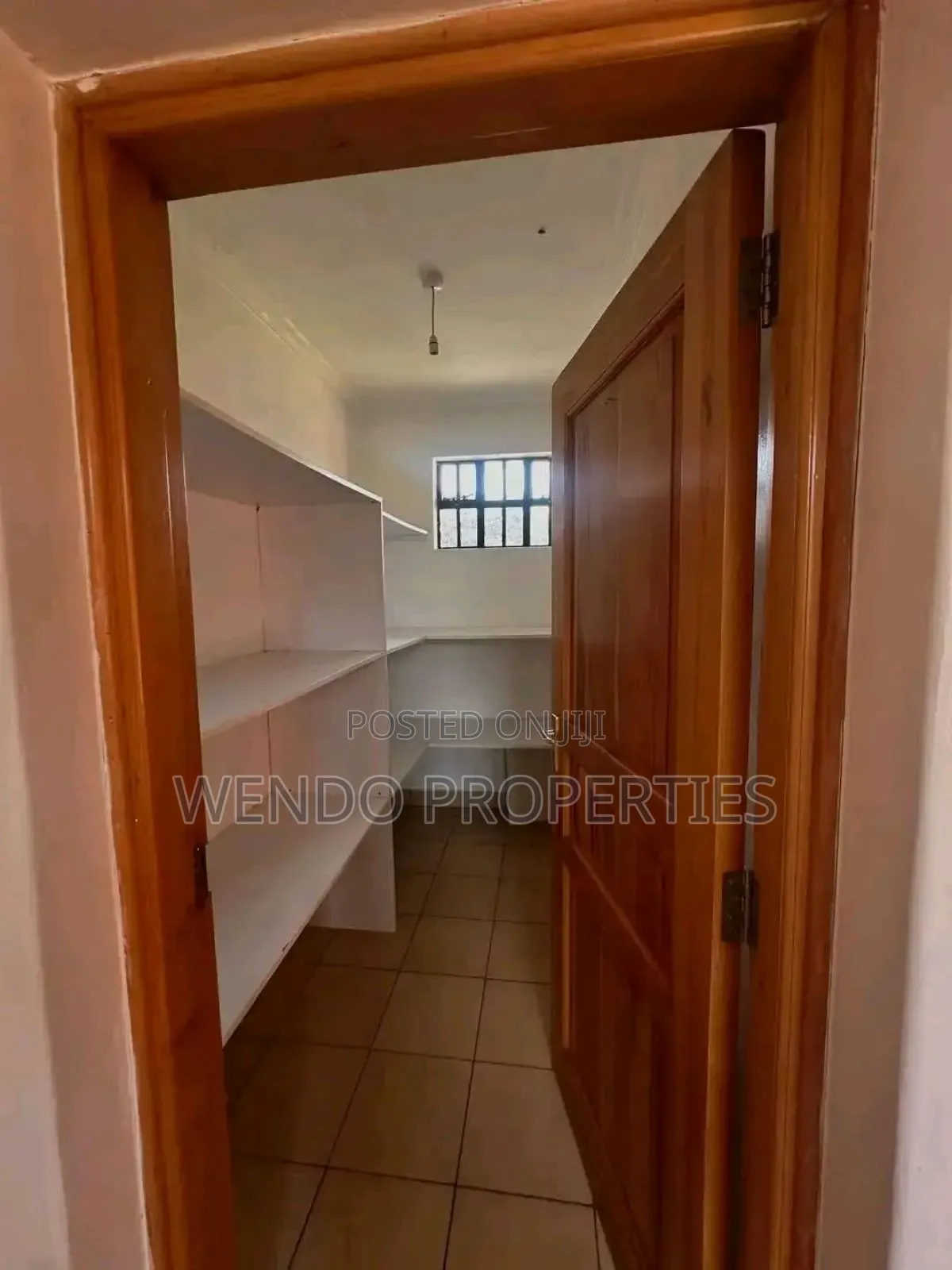 4bdrm Bungalow in Hardy for rent