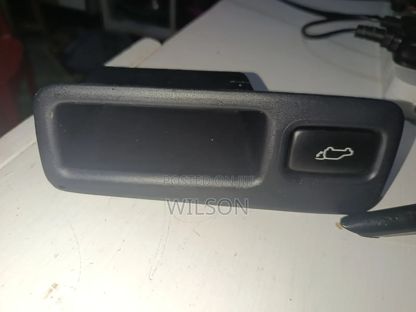 Harrier 2014-2020 Power Boot Door Switch