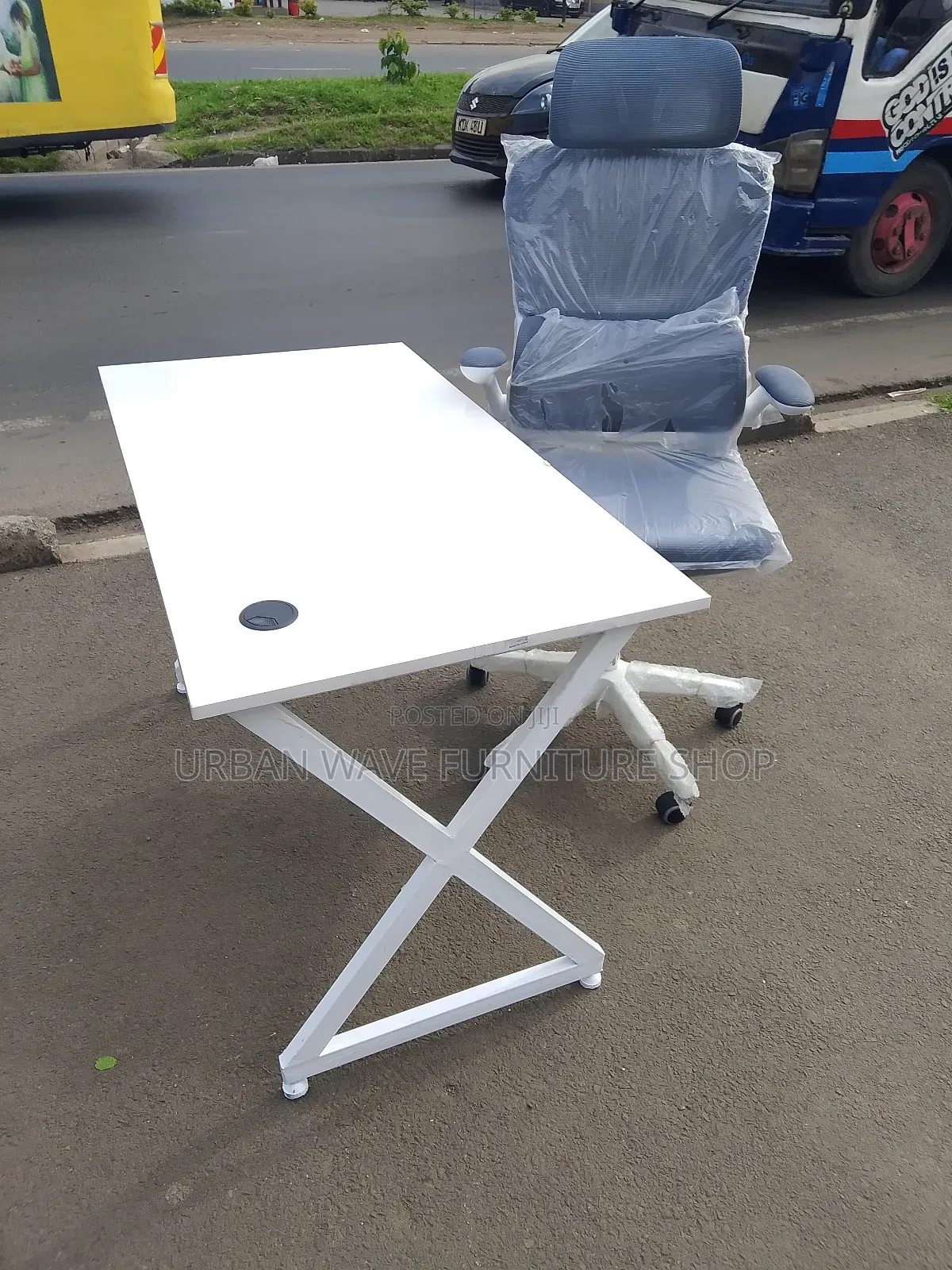 Office Furnitures Set