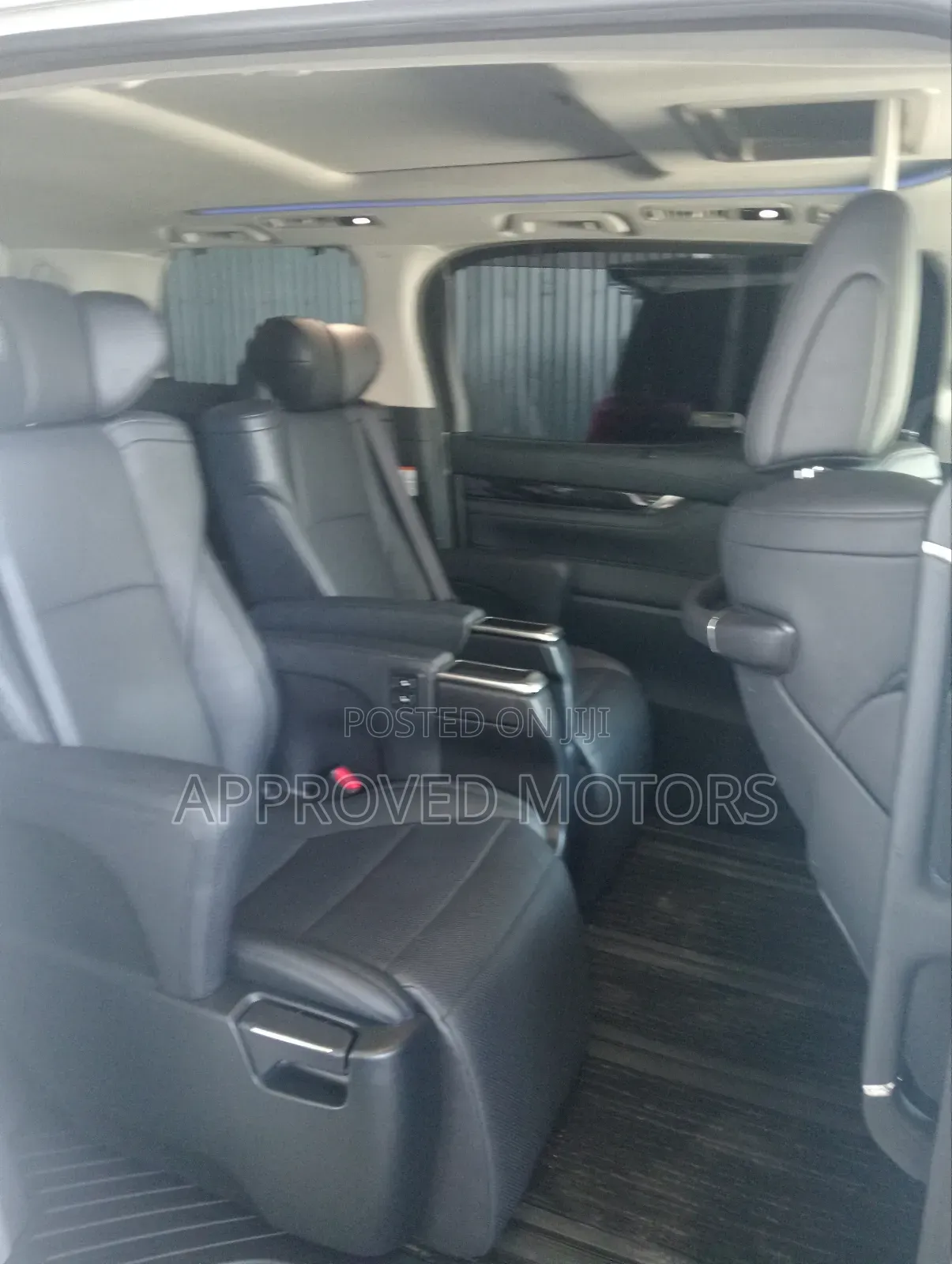 Toyota Alphard 2019 White