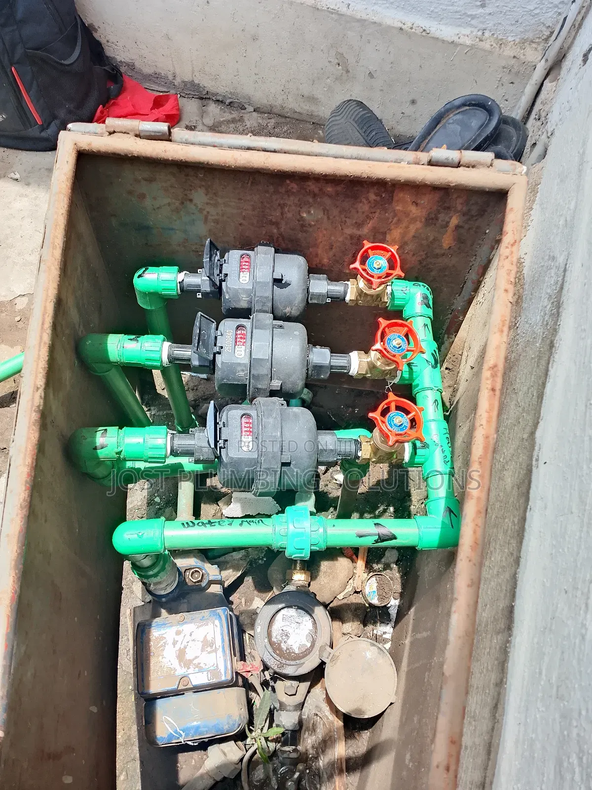 “Pipe Burst? Call Now – Fast Fix Before Damage Spreads”