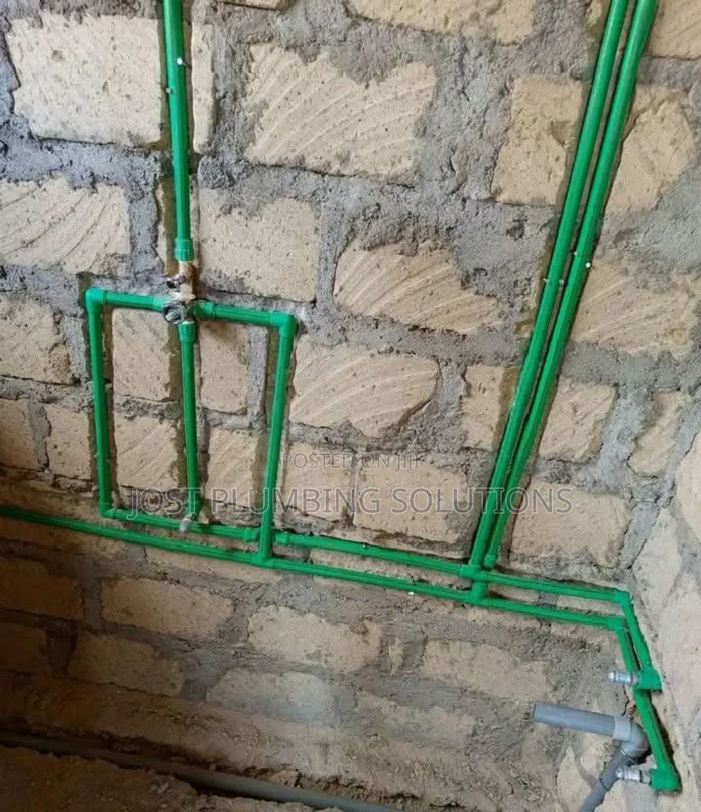 “Pipe Burst? Call Now – Fast Fix Before Damage Spreads”