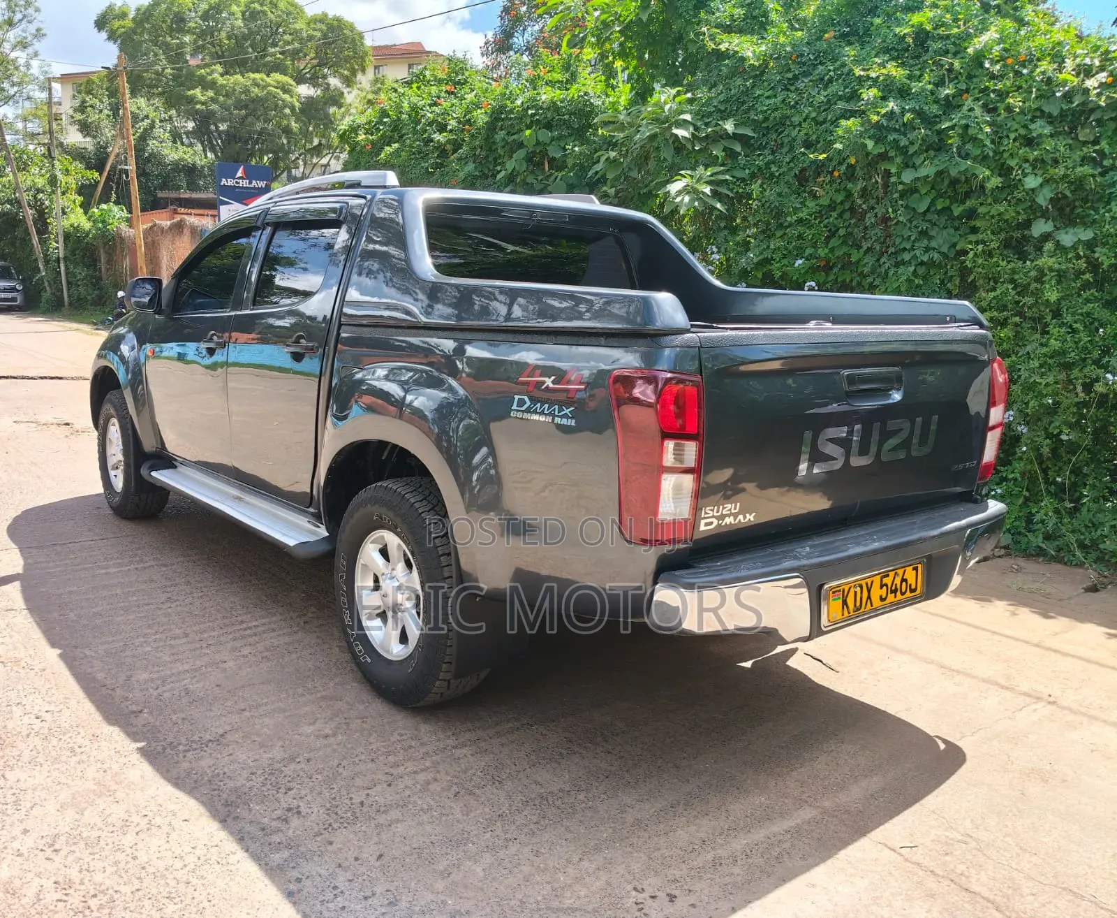 Isuzu D-MAX 2022 Gray