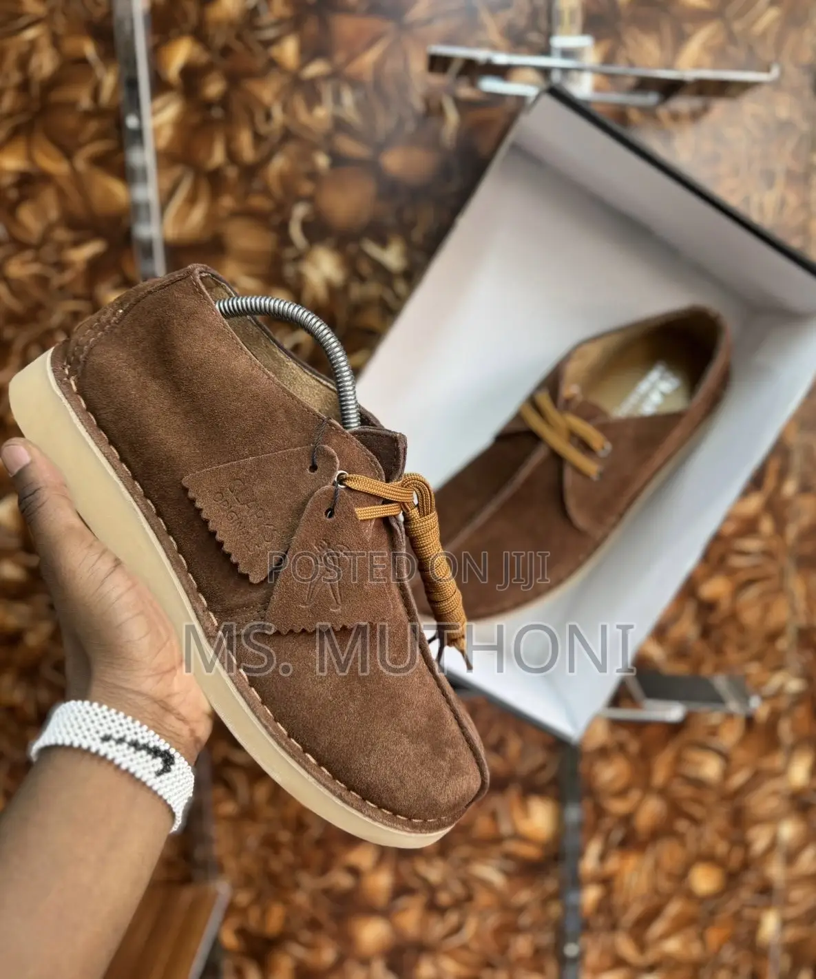 * Desert Trek Brown / Green / Black* Clarks Originals