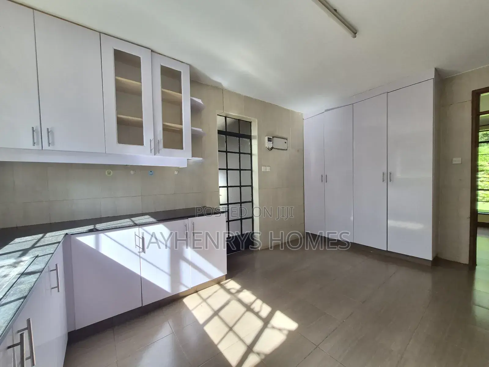 4bdrm Villa in Edenville Estate, Thindigua/Kasarini for sale