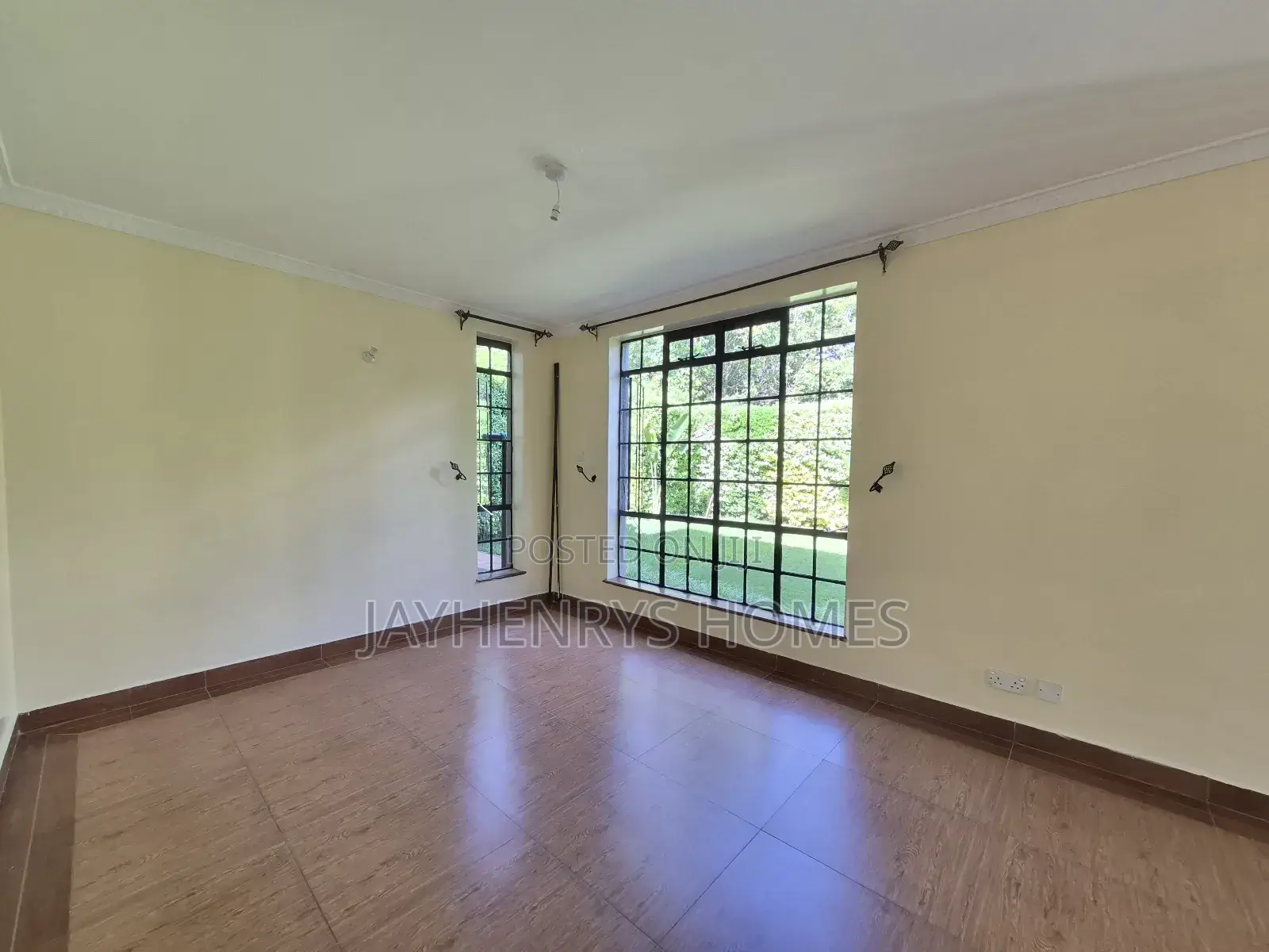 4bdrm Villa in Edenville Estate, Thindigua/Kasarini for sale