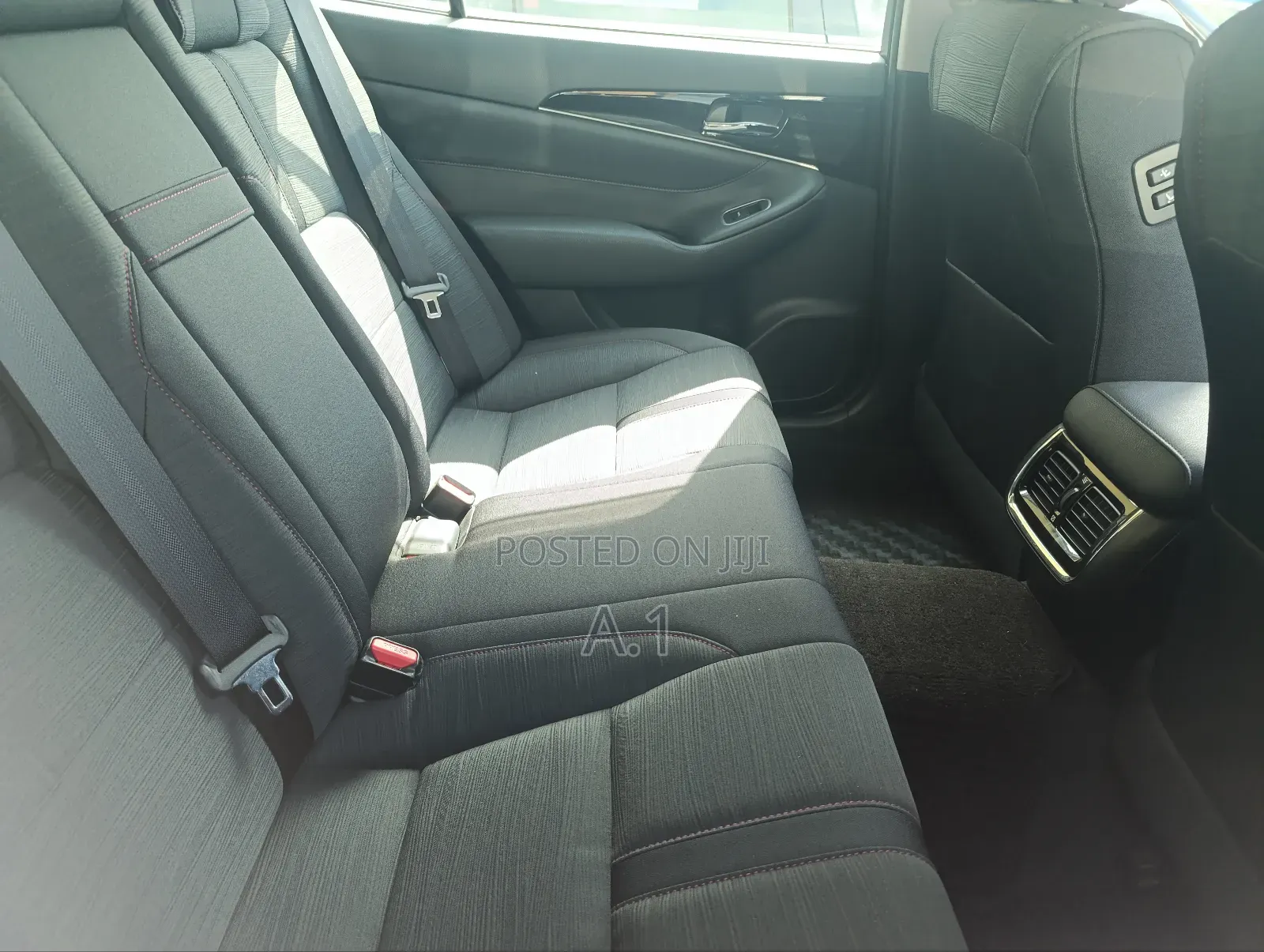 Toyota Crown 2018 Pearl