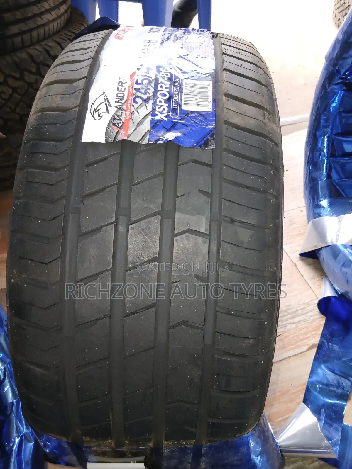 Atlander 245/40r18 Xsport-86