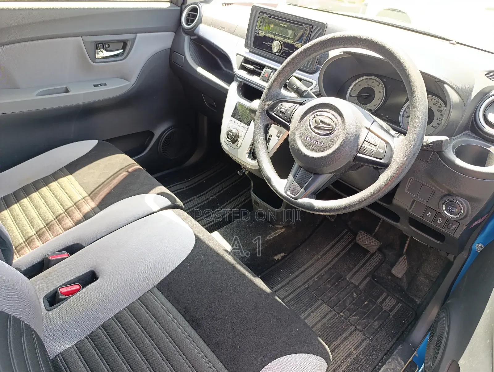 Daihatsu Cast 660 FWD 2018 Blue