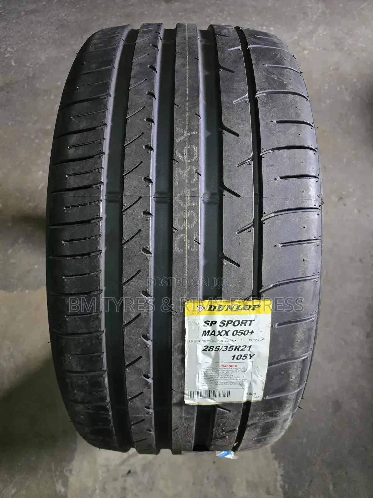 285 /35 R21 Dunlop Tyres.