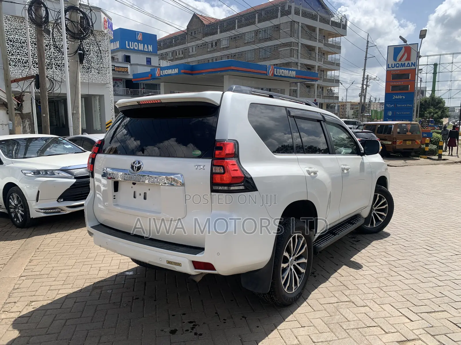 Toyota Land Cruiser Prado 2.8 2019 White