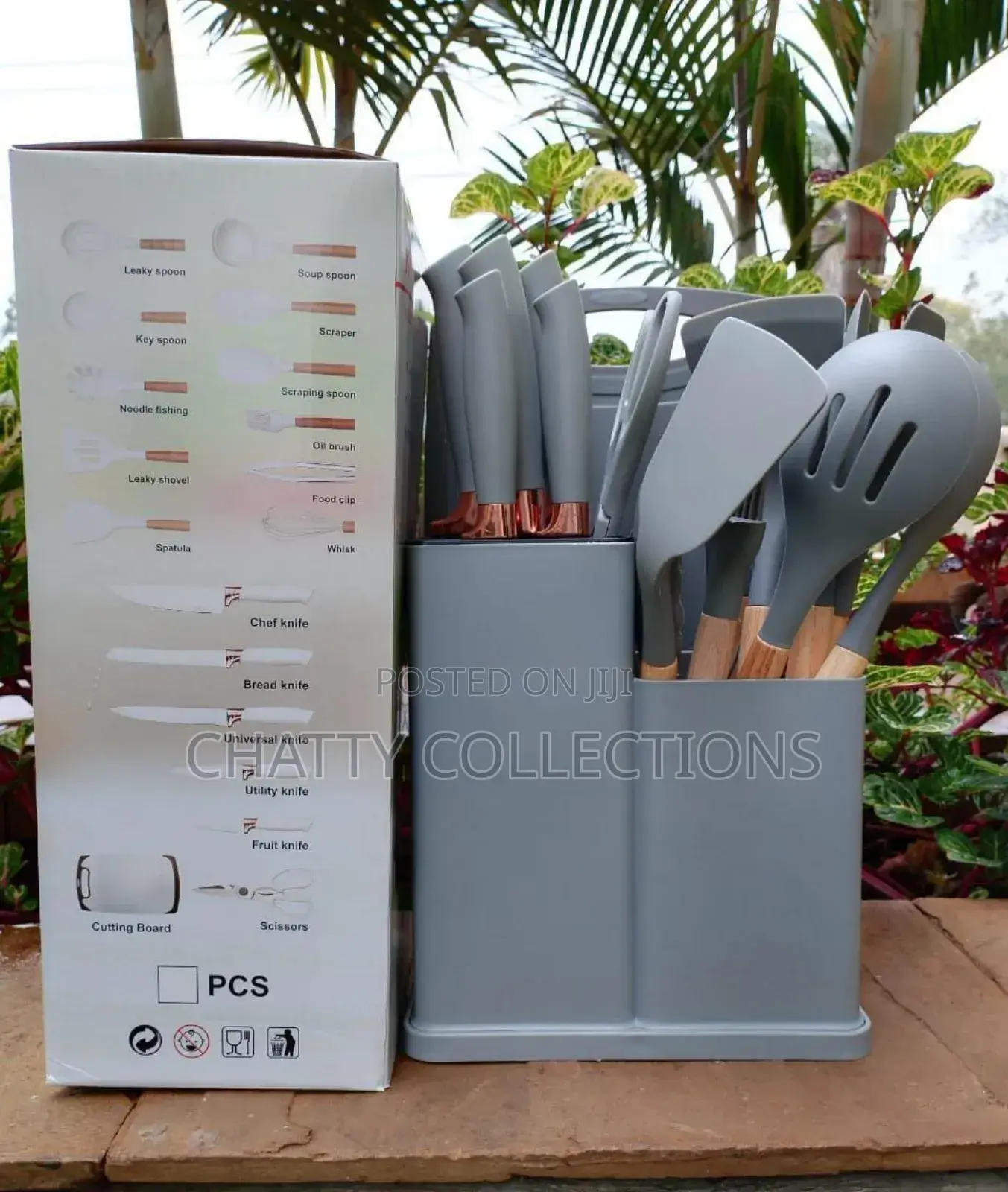 Gray 19 Piece Executive Silicone Spoons With Chopping Board and Stand