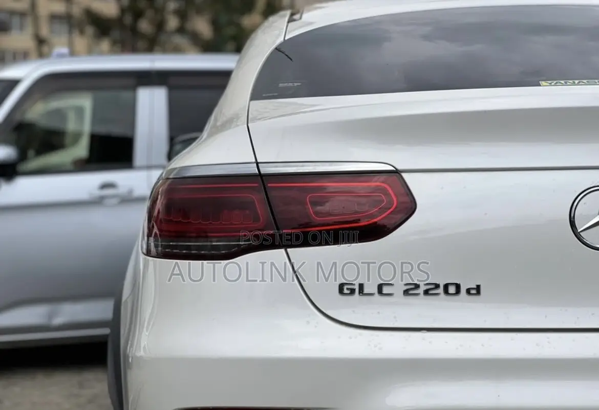 Mercedes-Benz GLC-Class 2019 White