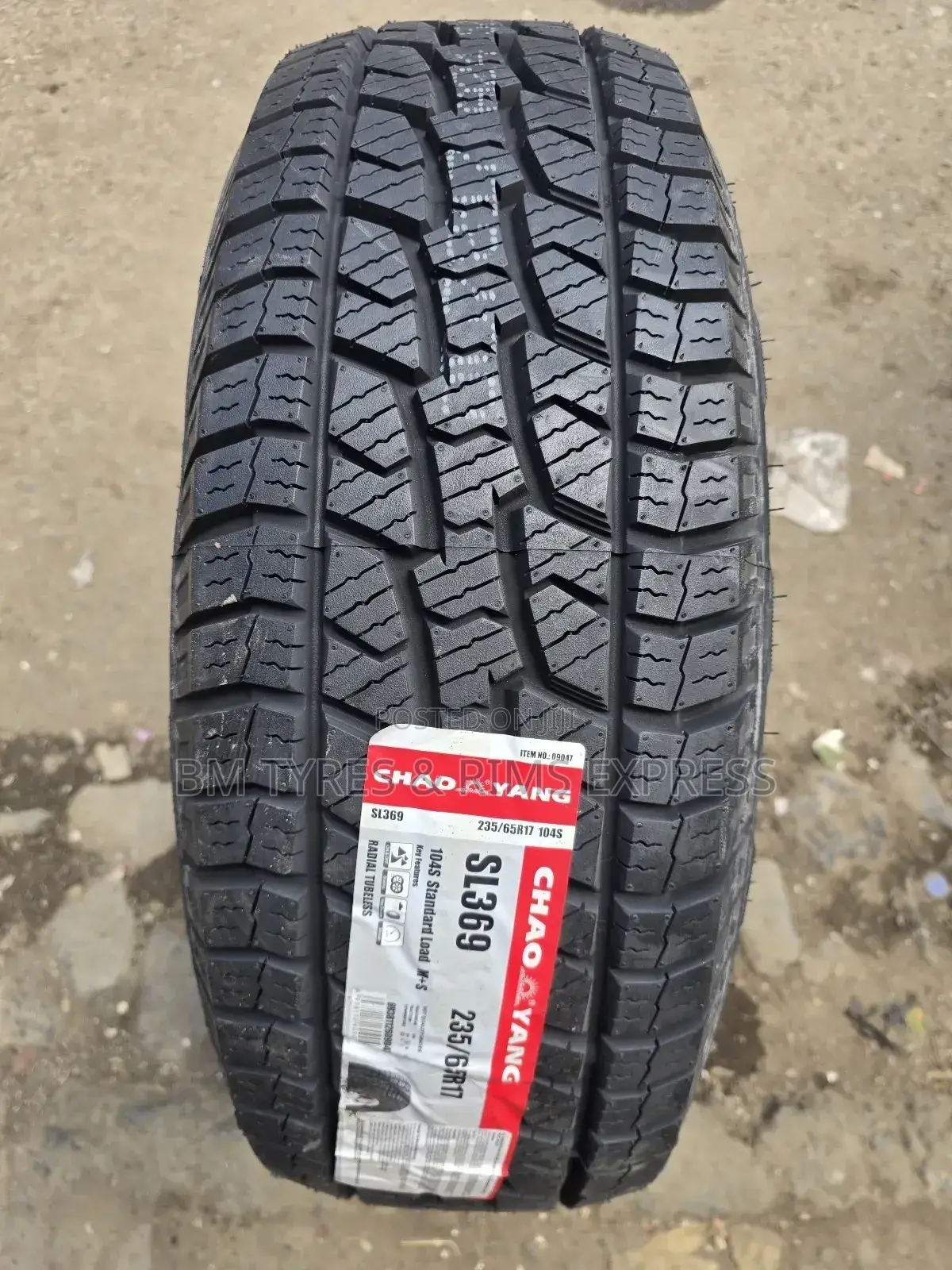 235 /65 R17 Chaoyang Tyres (All Terrein)