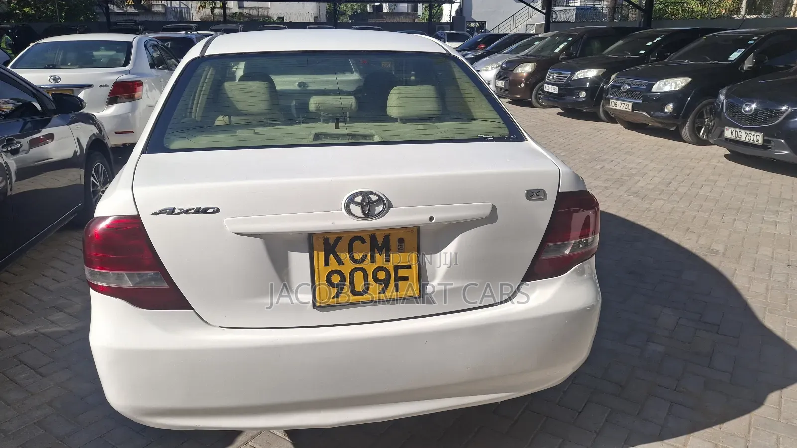 Toyota Axio 2011 White