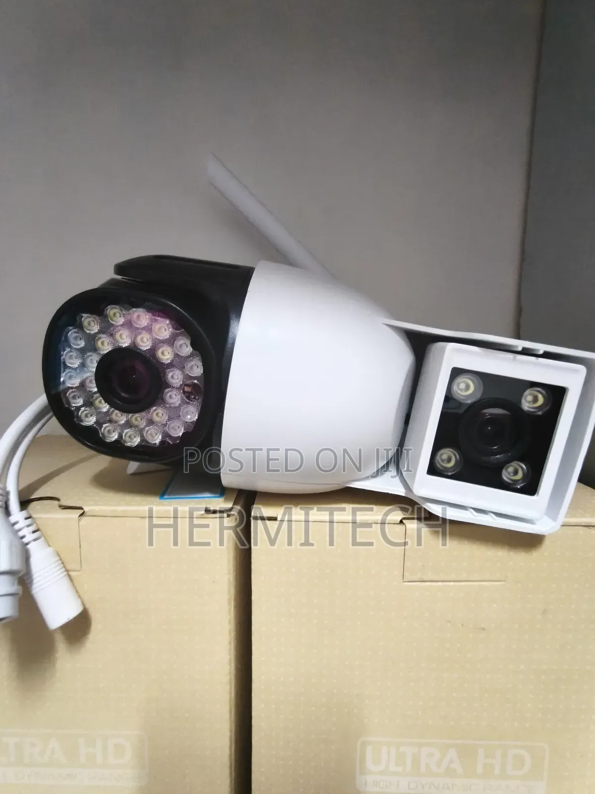Dual-Functionality CCTV Dual Lens 4g Electric Model Ethernet Cable