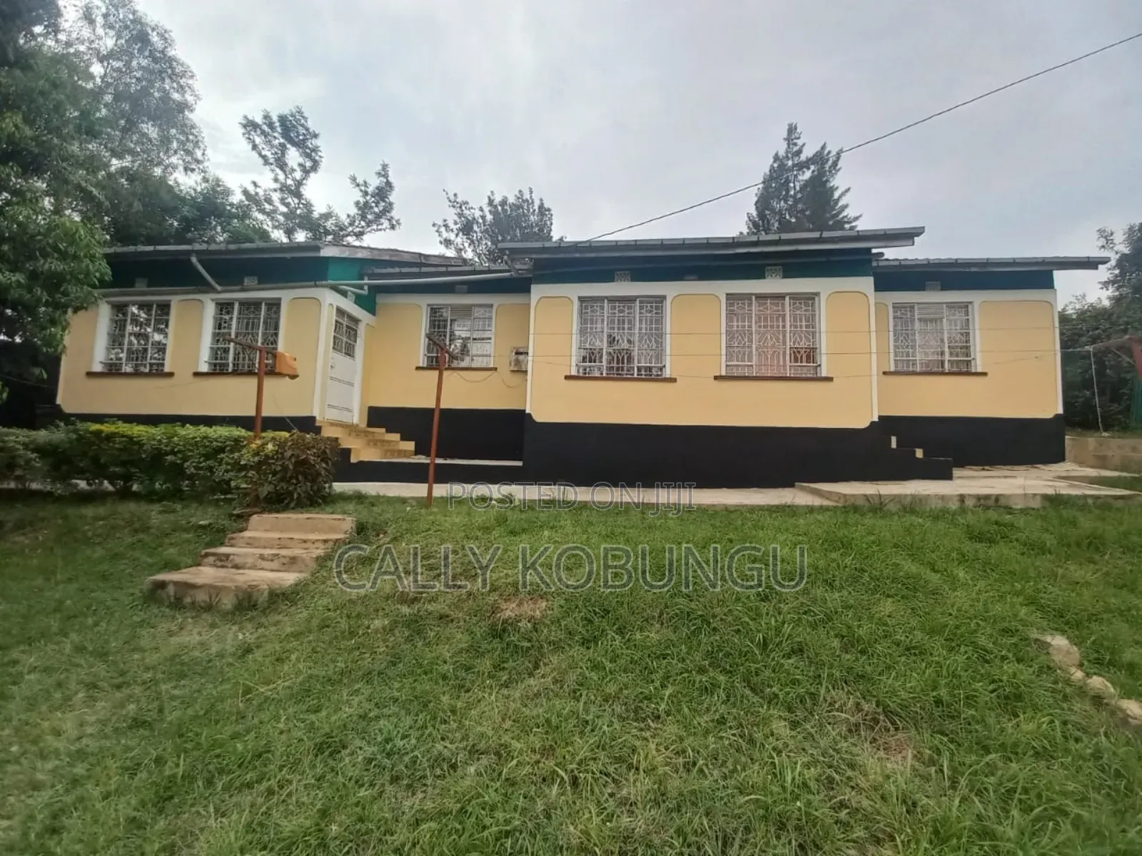 2bdrm Bungalow in Mamboleo, Kanyakwar for sale