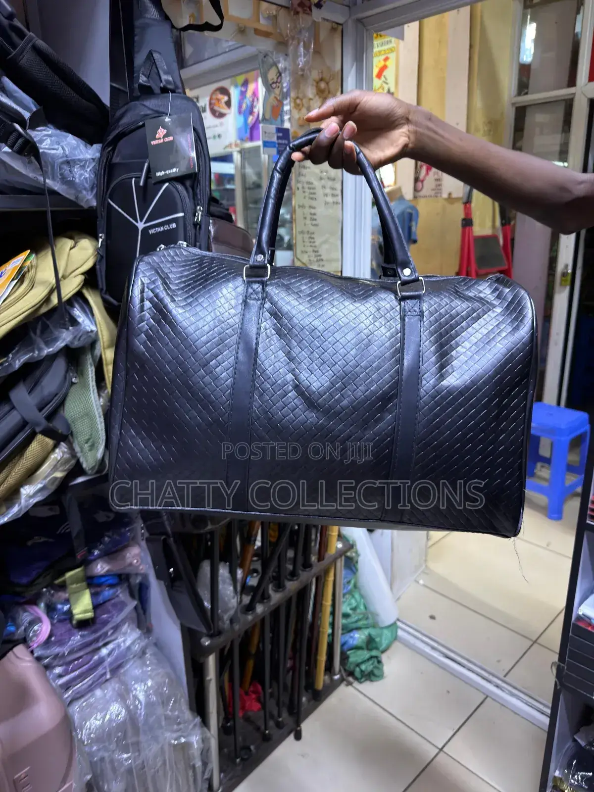 Black Leather Unisex Travel Bags