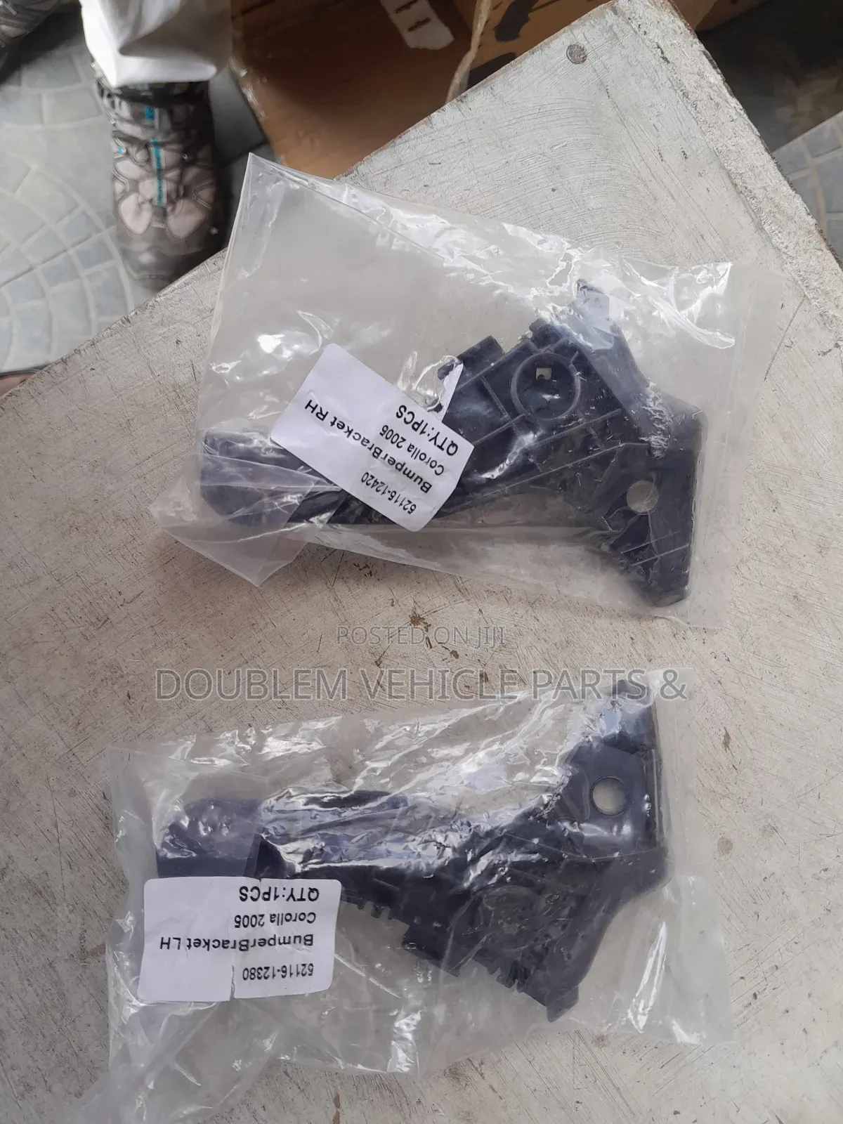 Front Bumper Slide/Bracket Toyota Corolla Nze 2005,2006 Sedan Zze,Zre