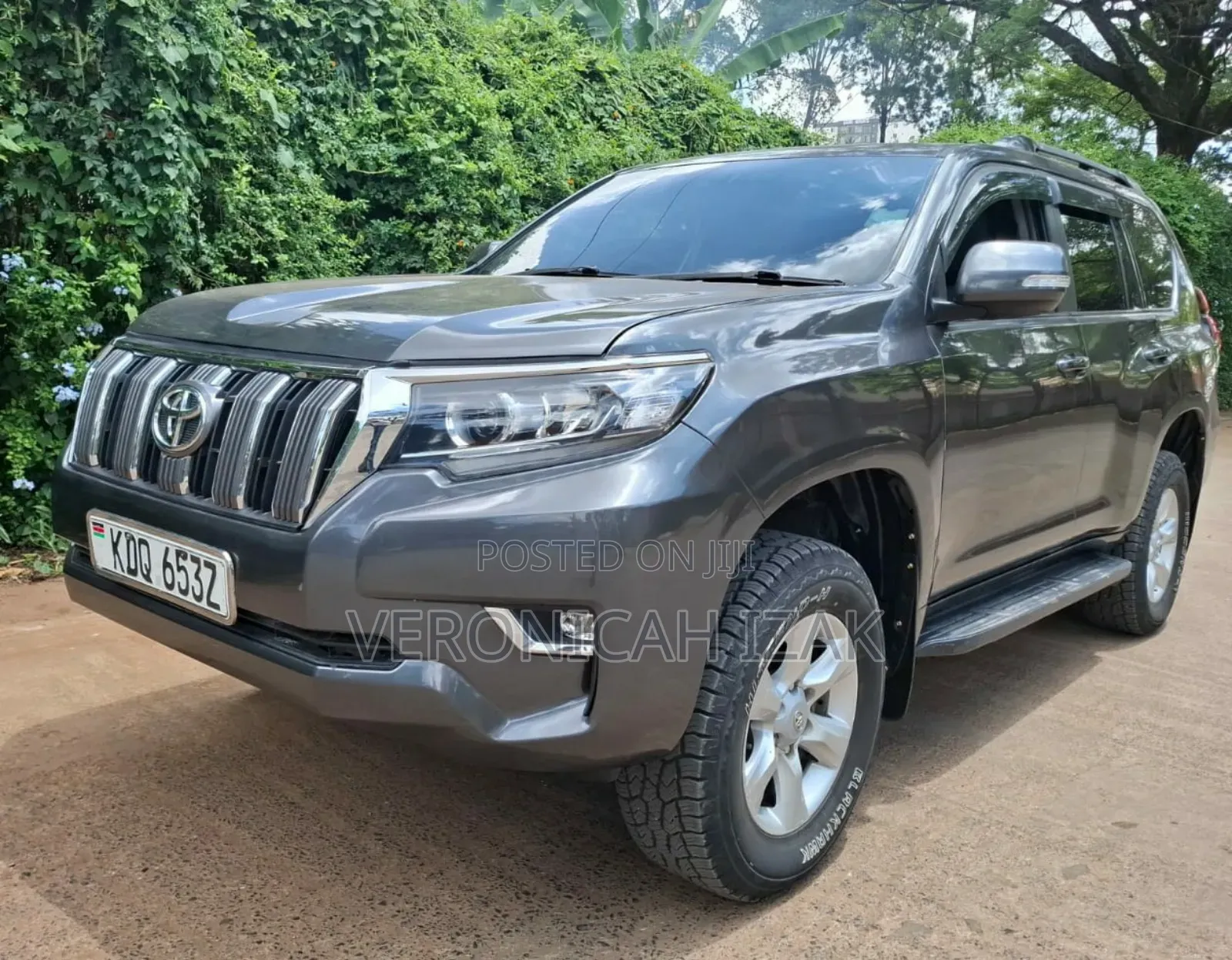 Toyota Land Cruiser Prado 2011 Black