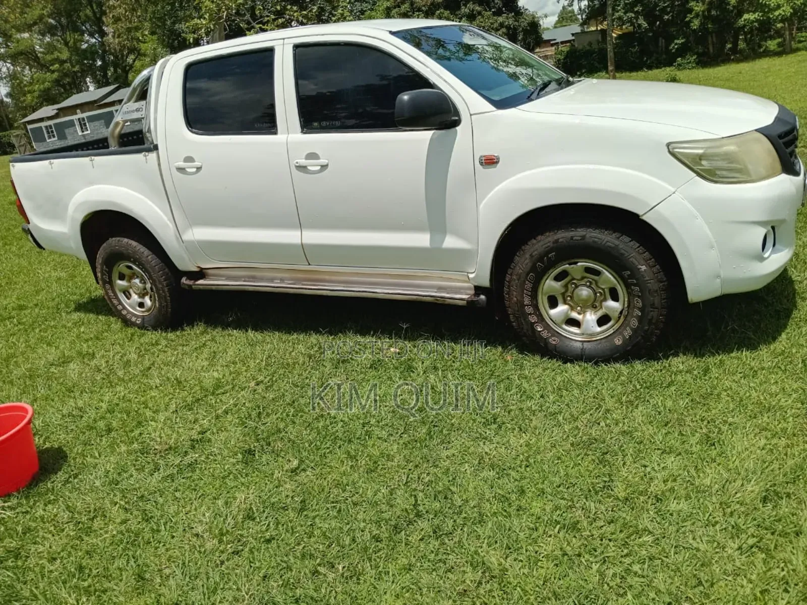 Toyota Hilux 2013 White