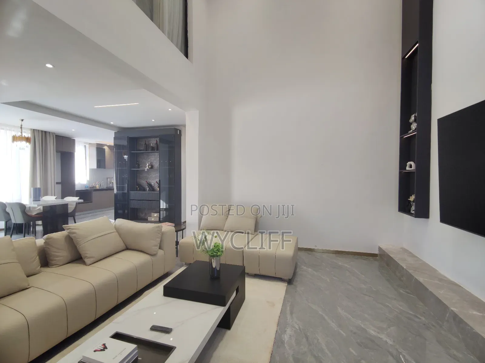 4bdrm Mansion in Karai for sale