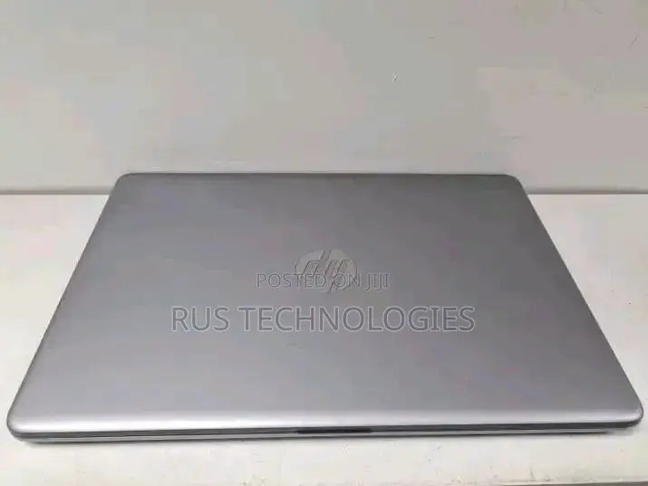 New Laptop HP 250 G8 8GB Intel Core i3 SSD 512GB