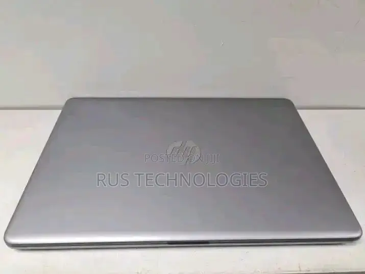 New Laptop HP 250 G8 8GB Intel Core i3 SSD 512GB