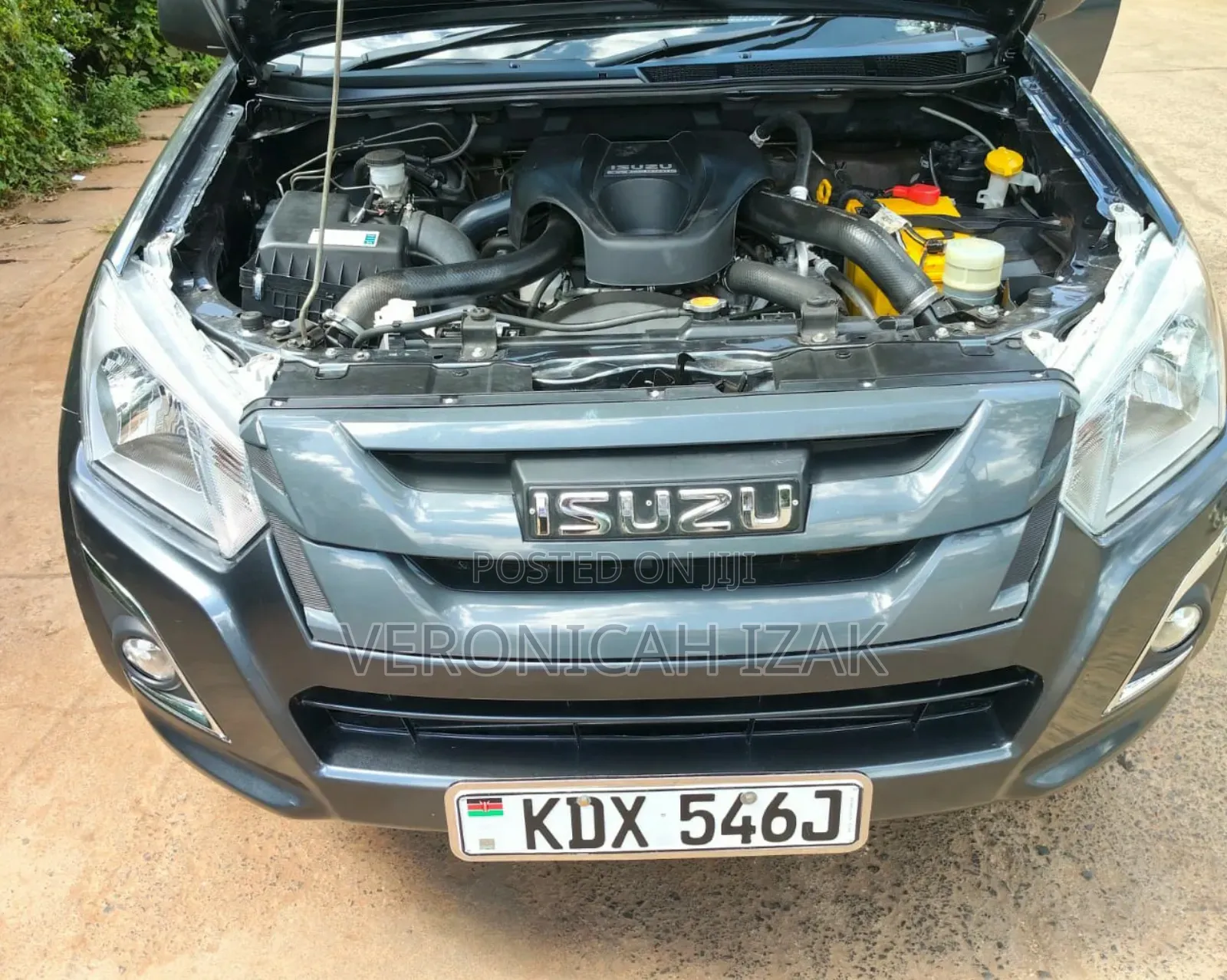 Isuzu D-MAX 2021 Gray