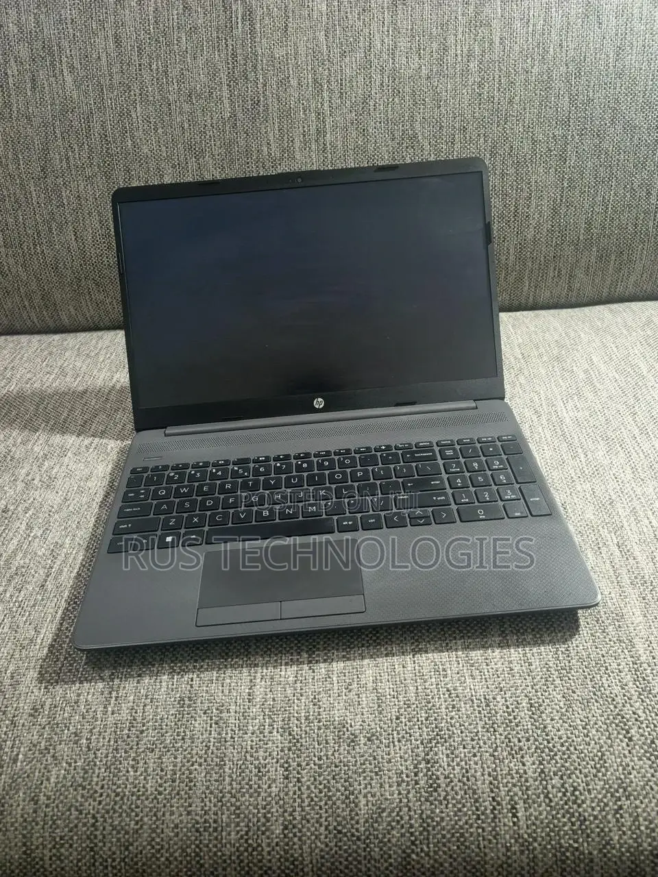 New Laptop HP 250 G10 8GB Intel Core i5 SSD 512GB