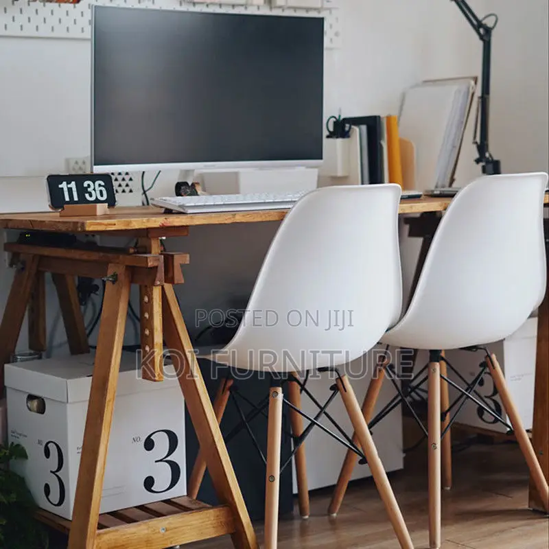 Home Chair : Black Eames Plastic Dining Chair