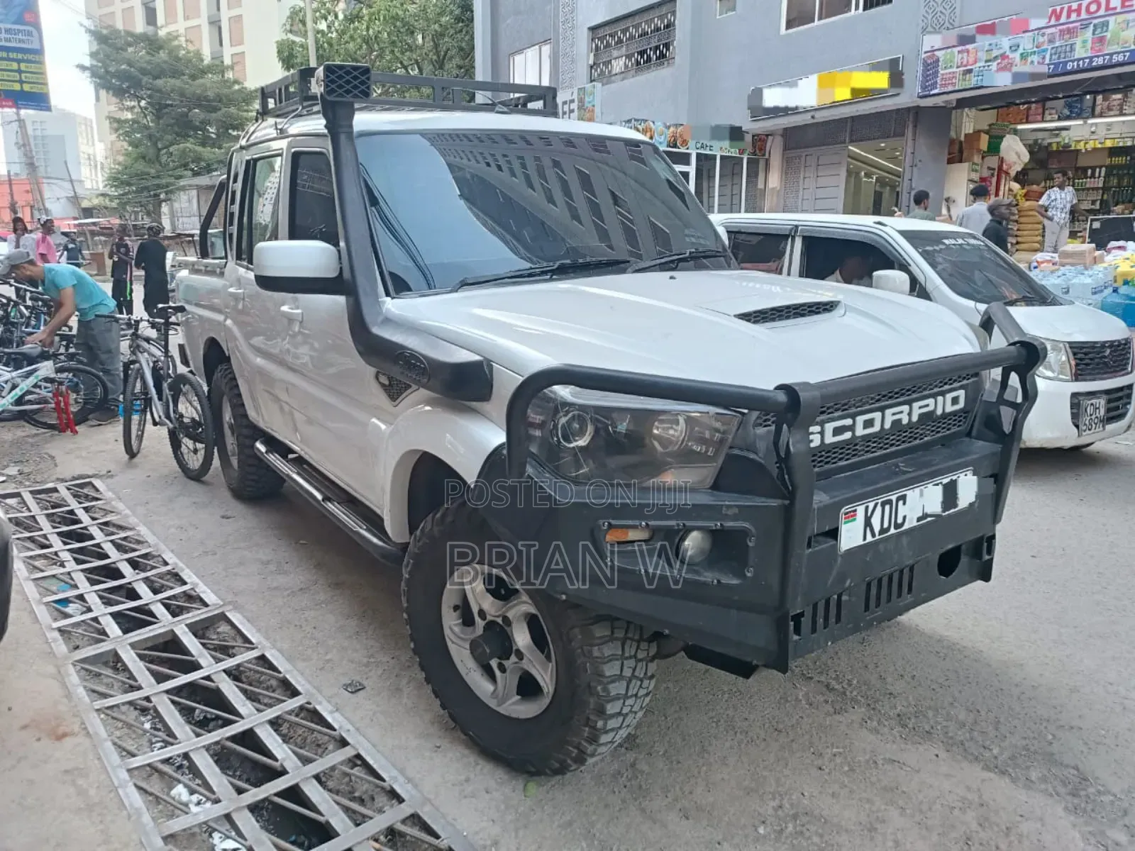 Mahindra Scorpio 2021 White
