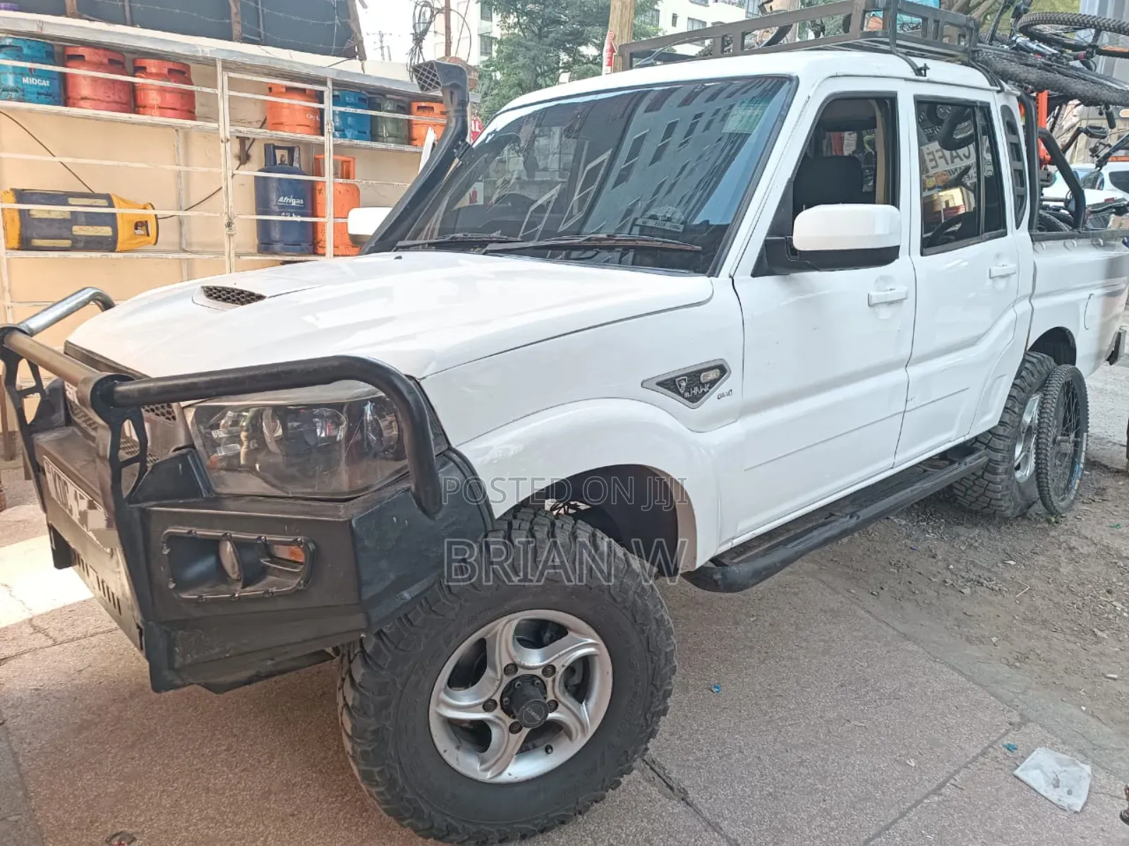 Mahindra Scorpio 2021 White