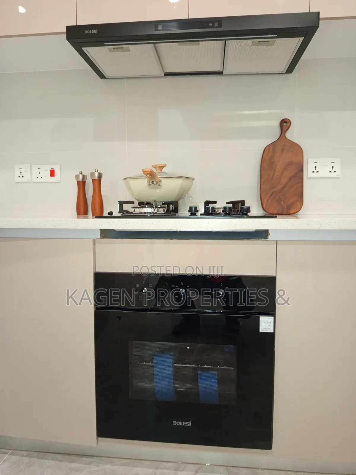 3bdrm Apartment in Kilimani, Hurlingham for sale