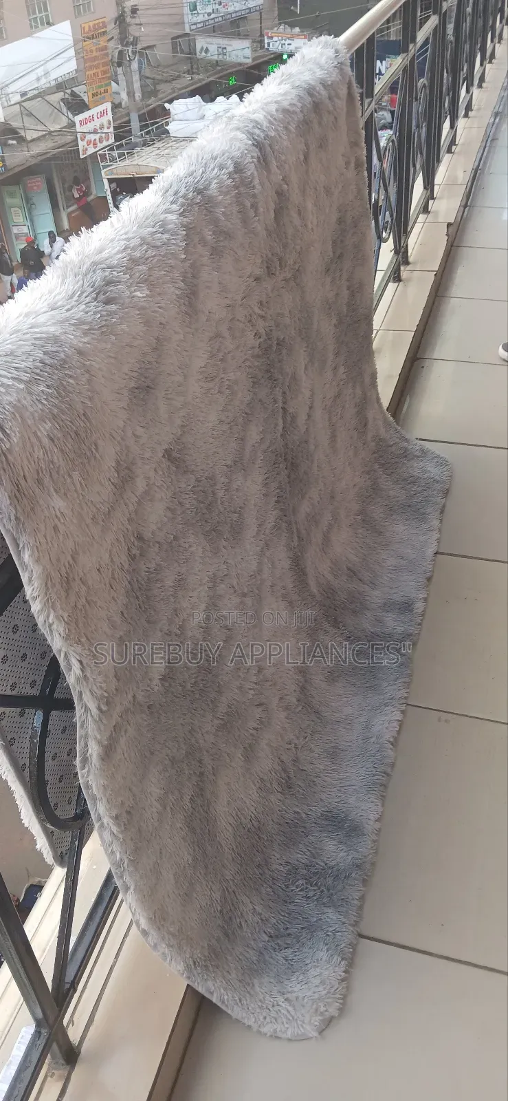 5x8 Soft Shaggy Carpet – Cozy Stylish Floor Rug