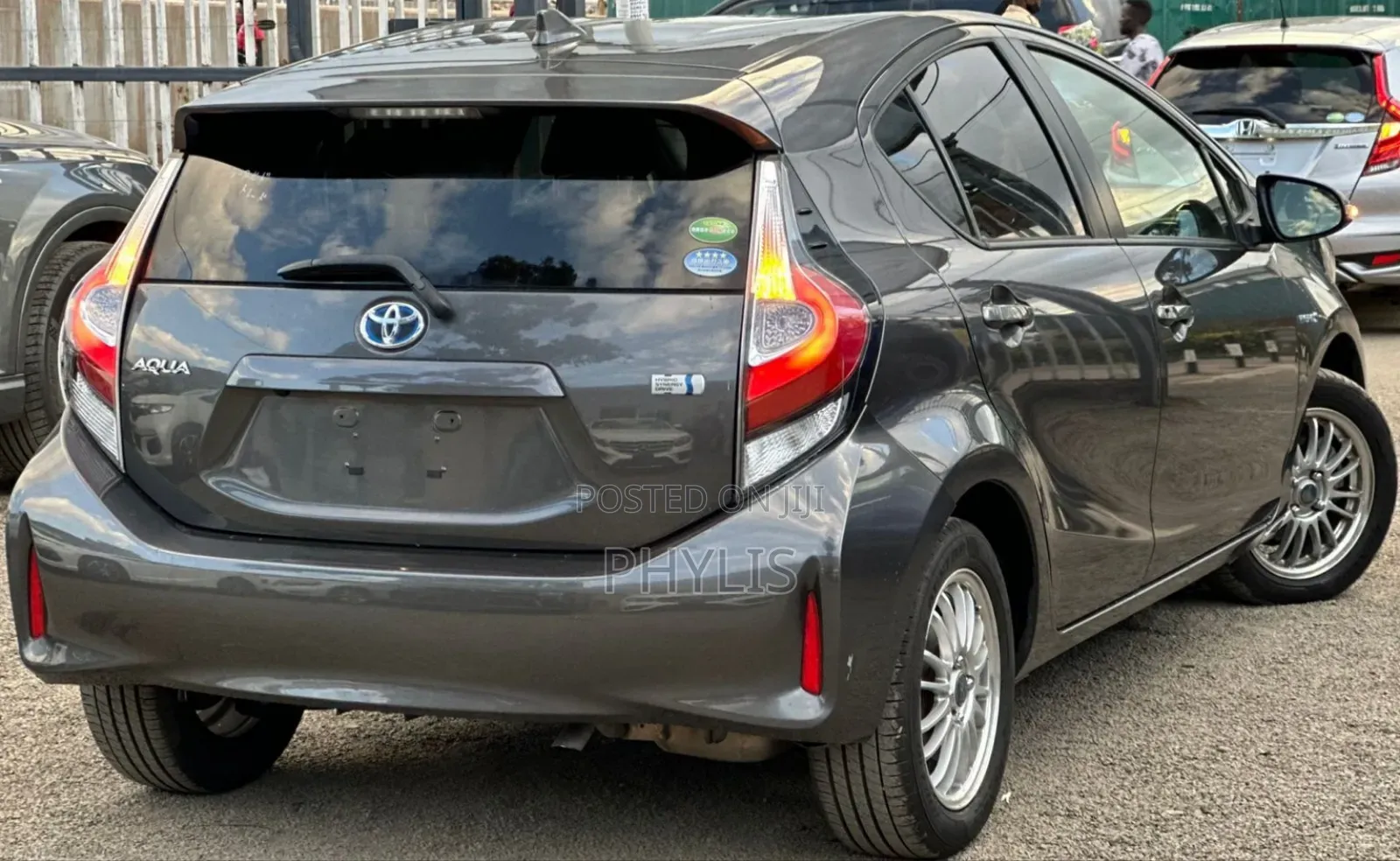 Toyota Aqua 2019 Gray