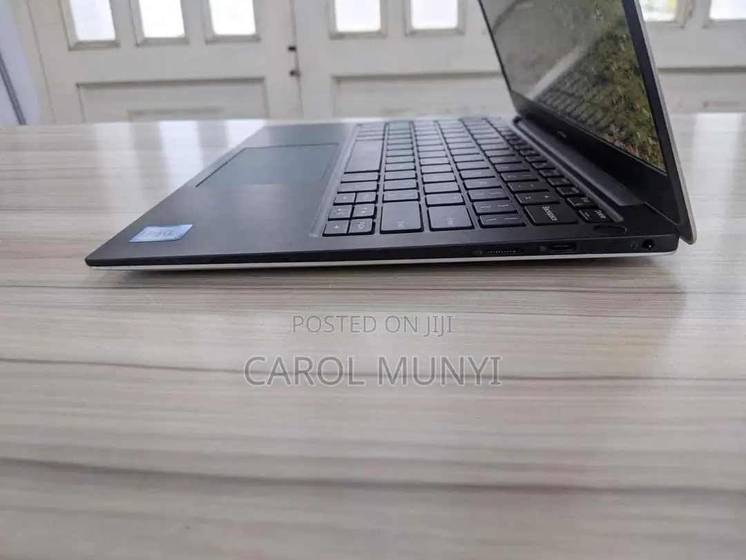 New Laptop Dell XPS 13 9380 16GB Intel Core i7 SSD 512GB