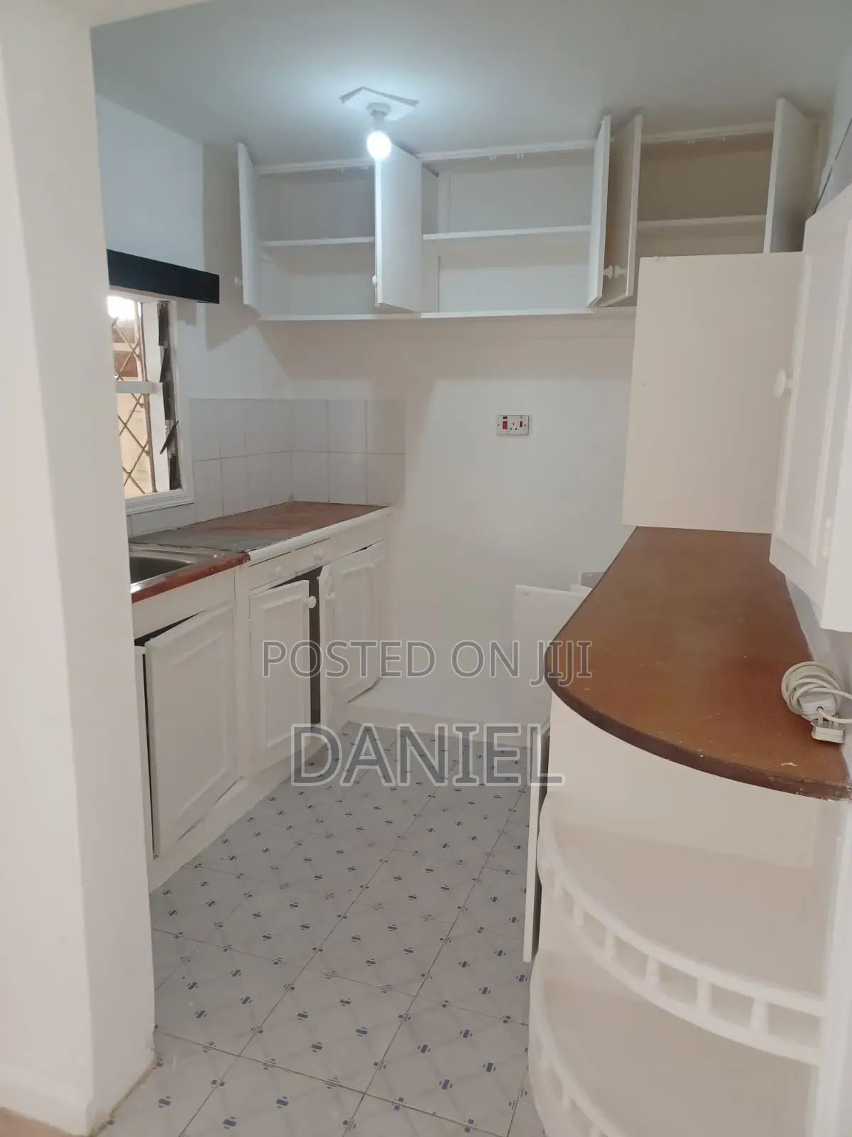 2bdrm House in Raphta Road, Westlands for rent
