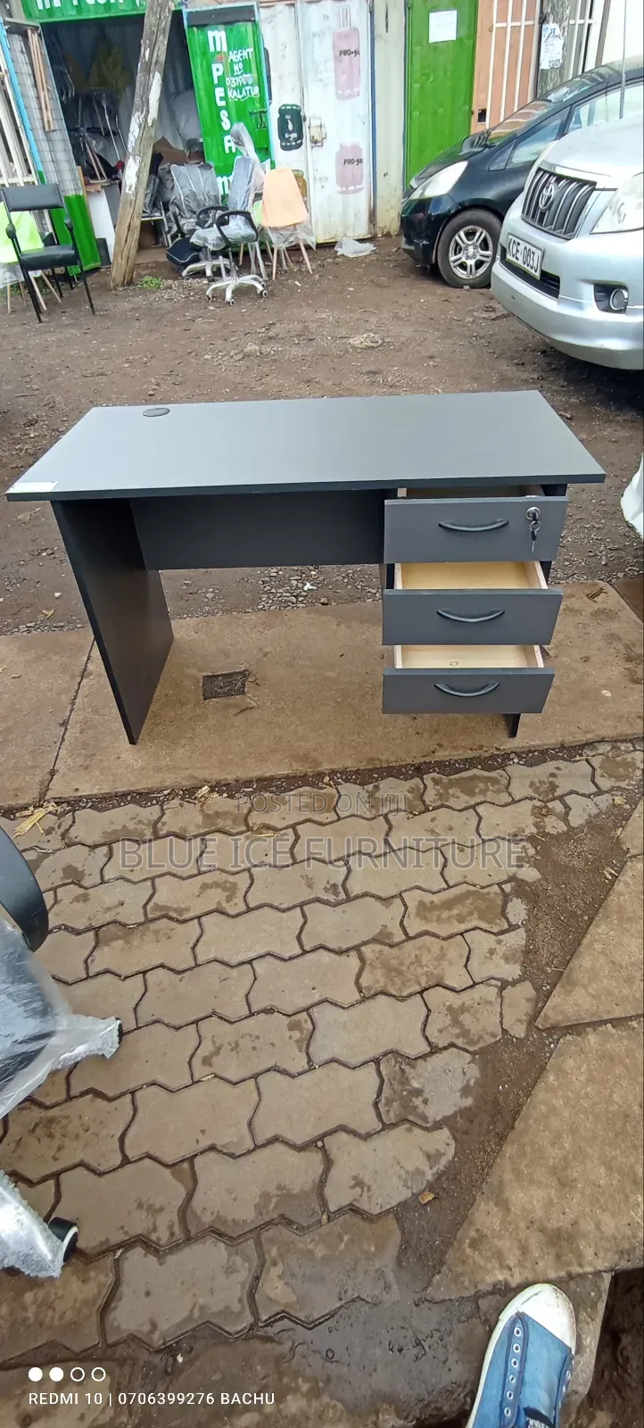 Office Gray Desk With One Lockable Drawer