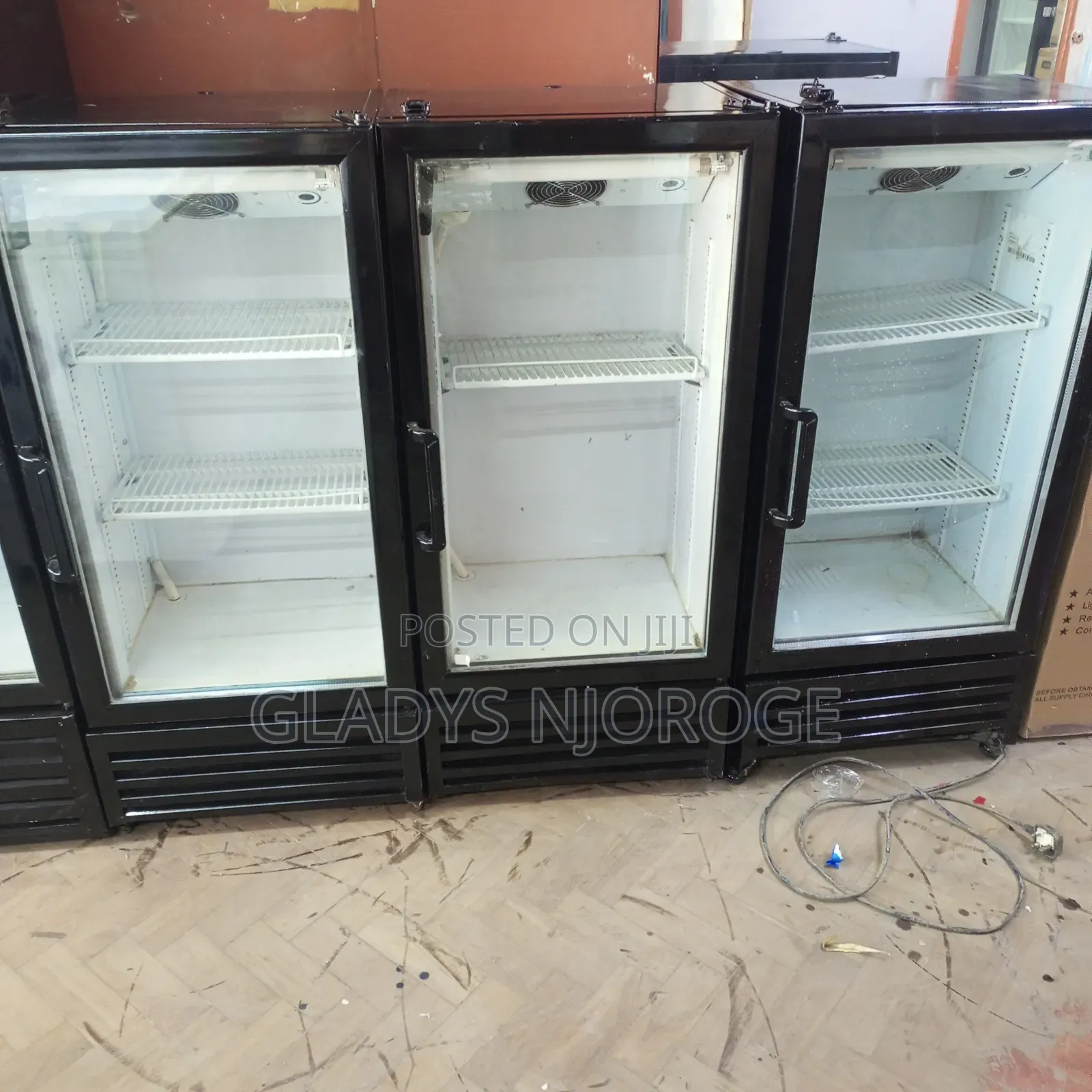 Display ( Small Size) Fridge 100l