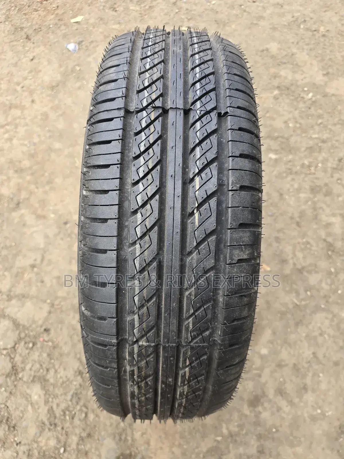195 /65 R15 Achilles Tyres (Indonesia)