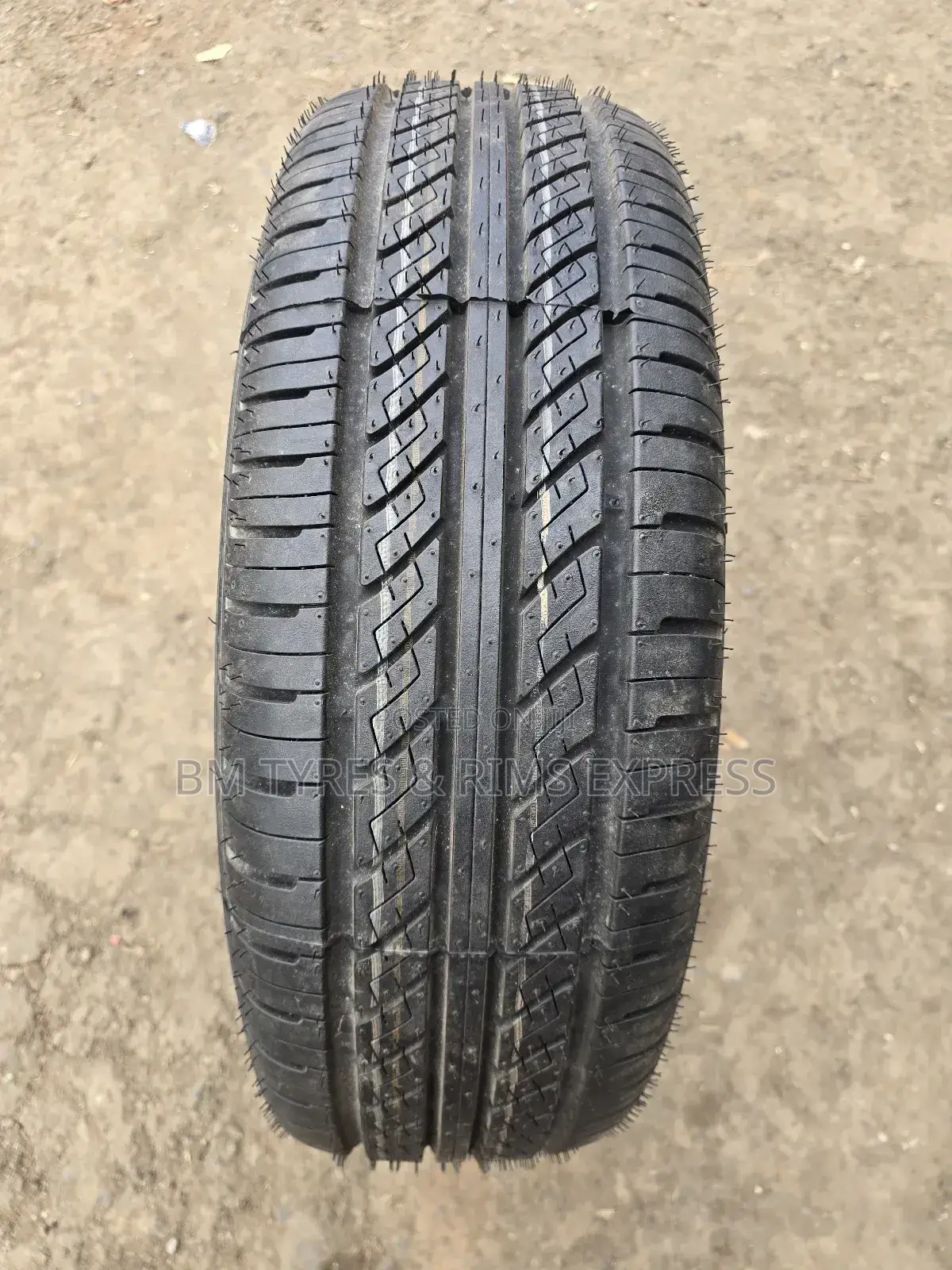 195 /65 R15 Achilles Tyres (Indonesia)